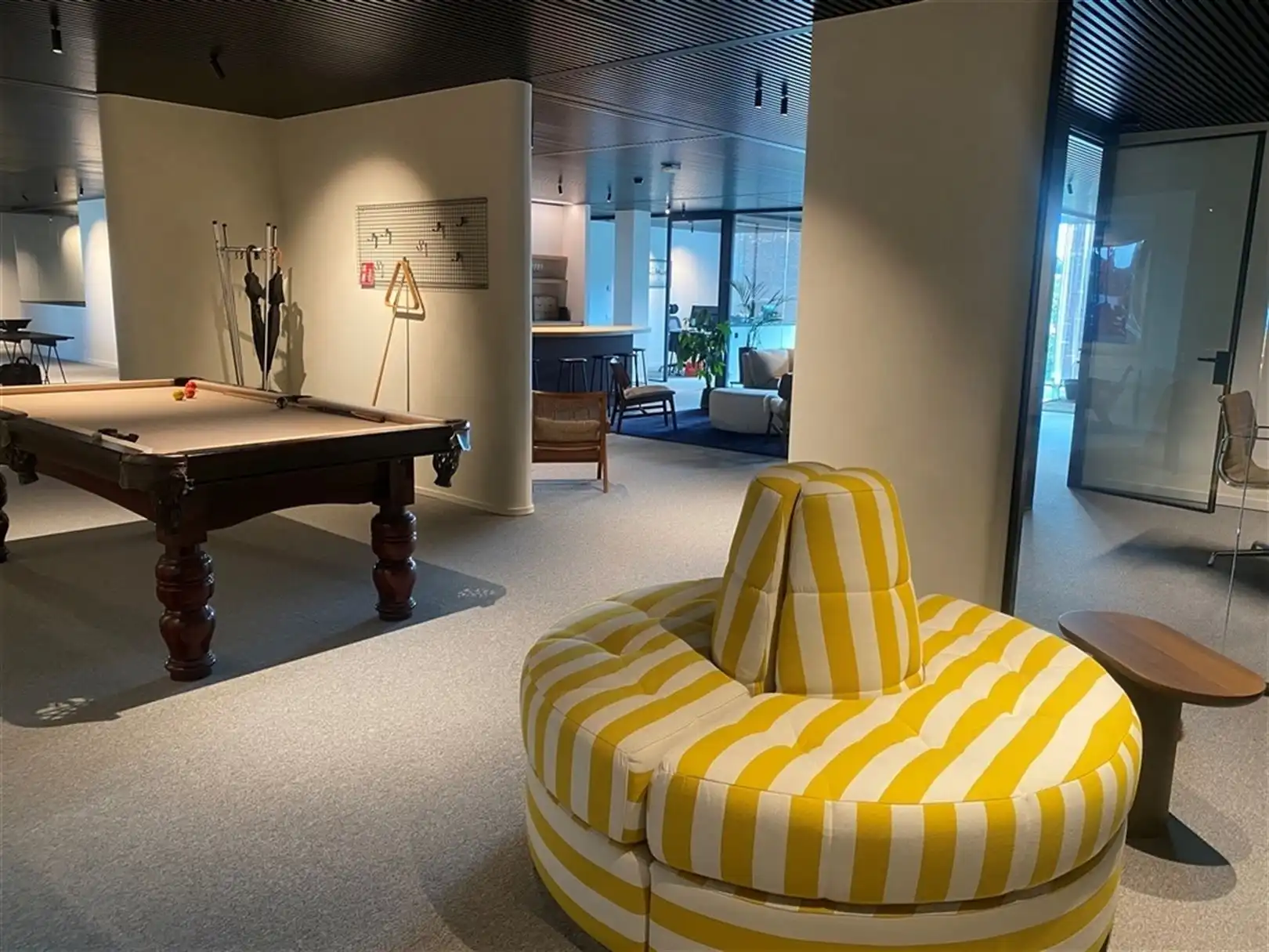 High-end full service kantoren in LTG Building te Sint-Martens-Latem foto 16