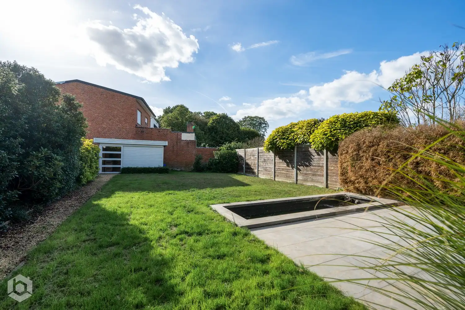 Instapklare woning met 2 slpkrs en ruime tuin te Beerzel foto 22