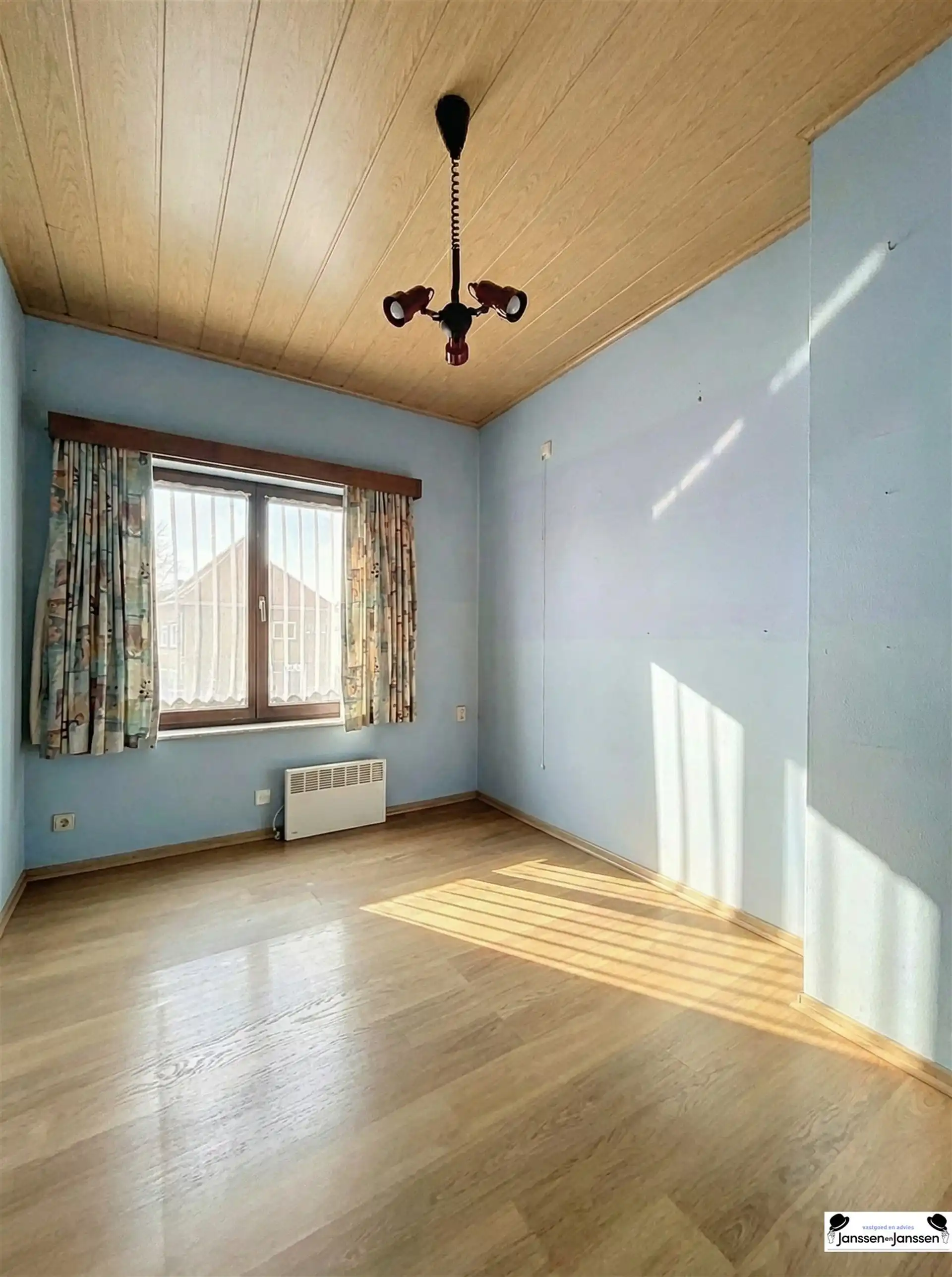 Ruime woning met 3 slaapkamers en aparte garage foto 13