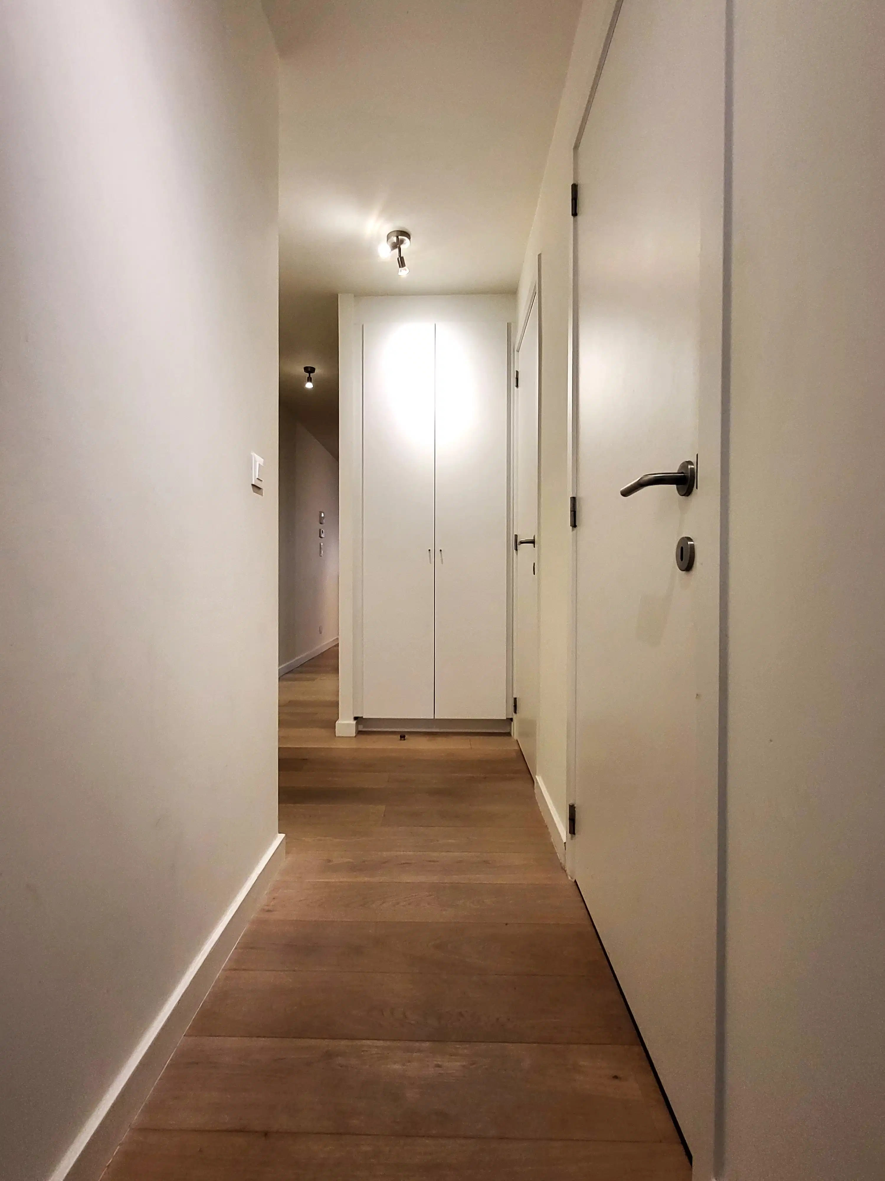 GERENOVEERD APPARTEMENT IN 2020 MET 1 SLAAPKAMER EN TERRAS, in het centrum van de Stad Gent. foto 15