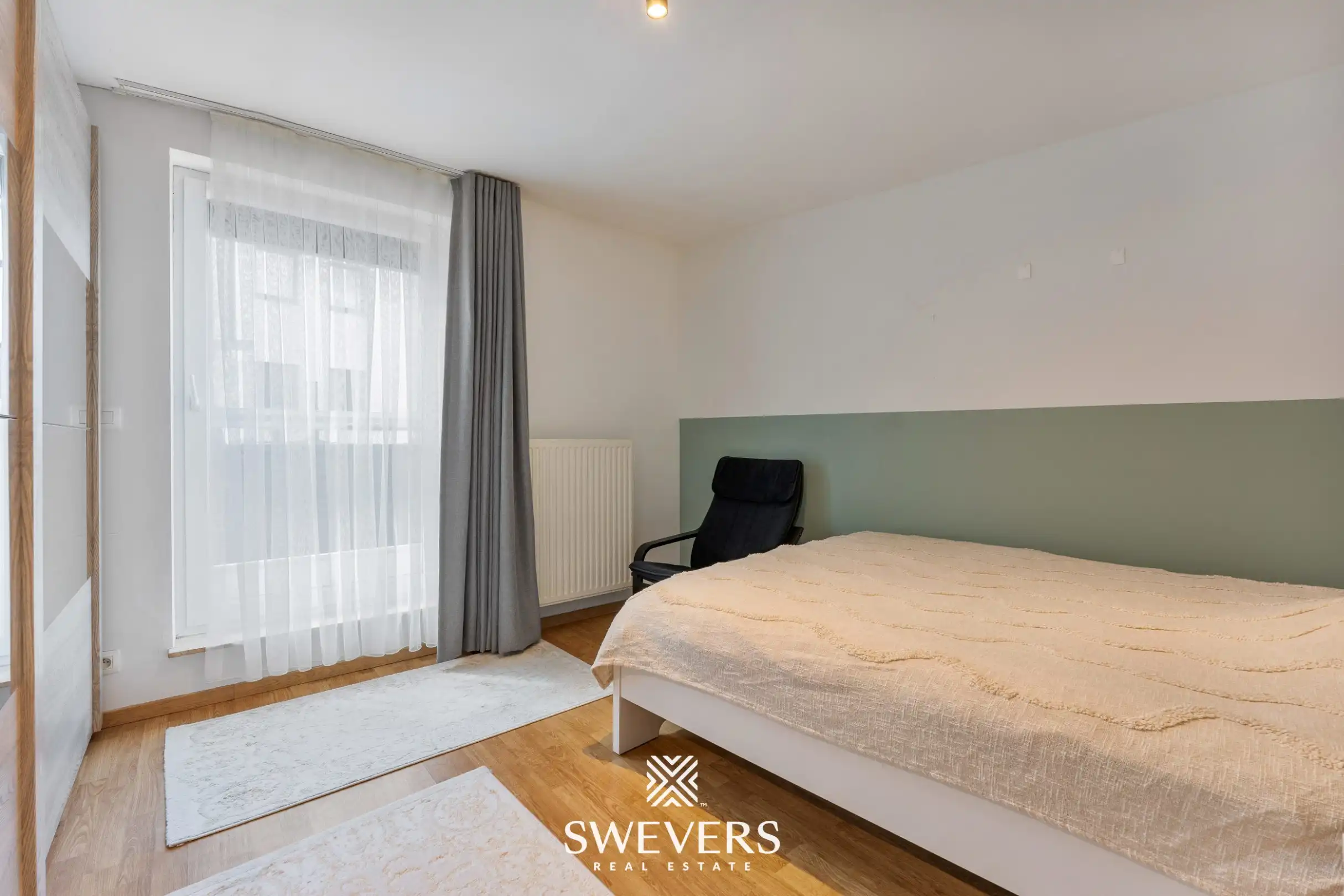 Gerenoveerd 2-slaapkamerappartement met ZW-terras vlak bij Hasselt centrum foto 23