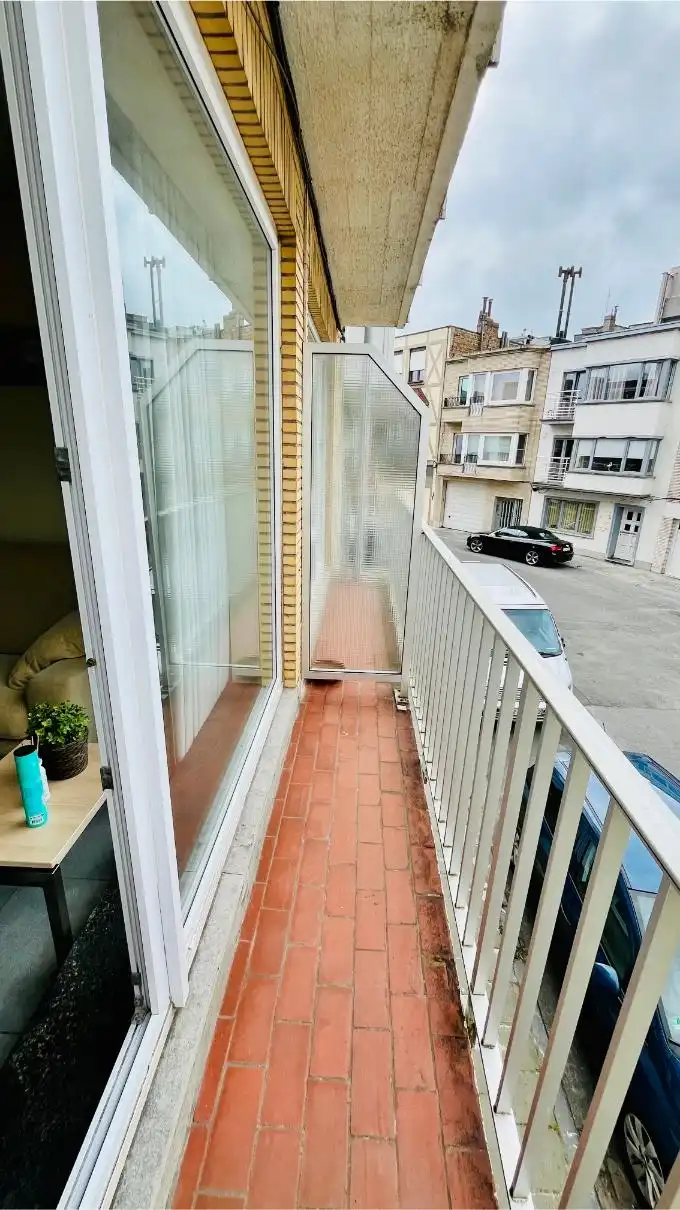 Instapklaar gemeubeld 2-slaapkamer appartement op topligging in Wenduine – vlak bij zee! foto 11