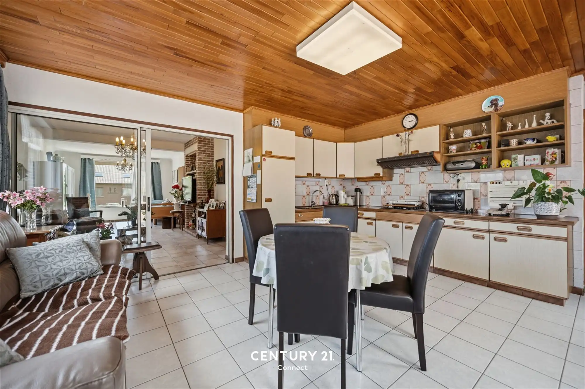 Woning op een perceel van 16 are 20 ca te Lubbeek. foto 6