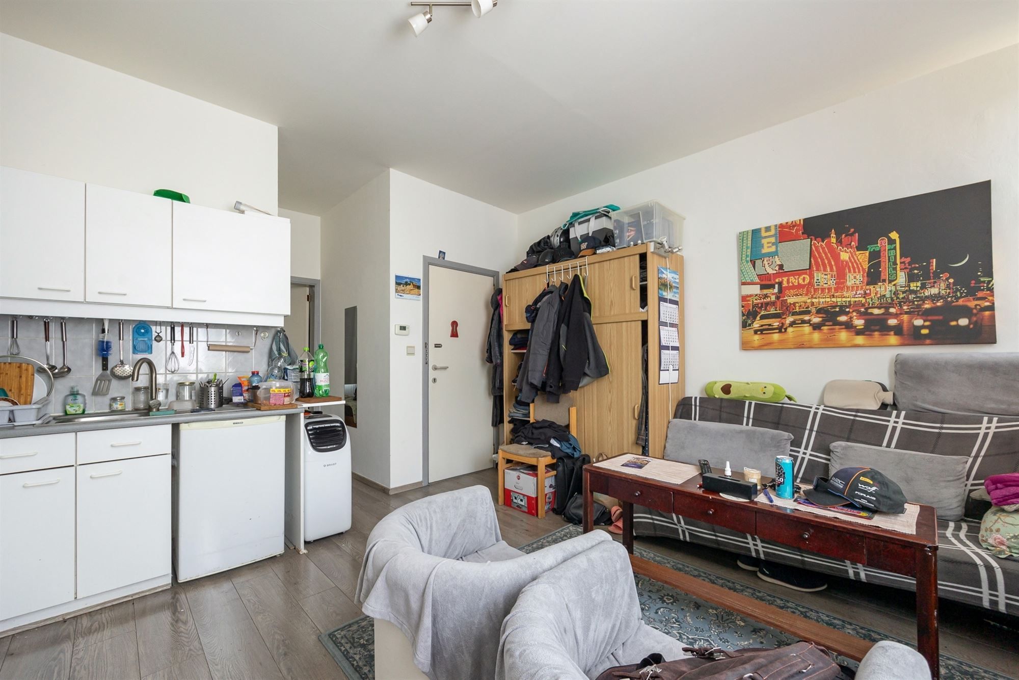 Karaktervolle burgerwoning met potentieel in geliefde buurt foto 16