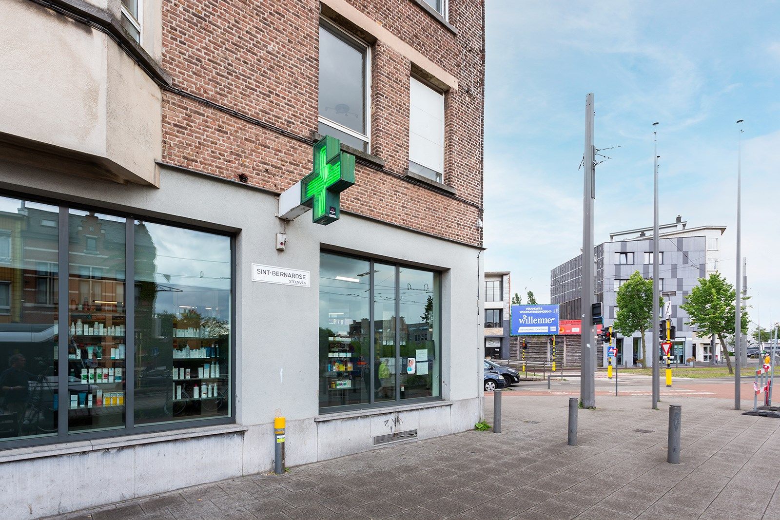 Op te frissen handelshuis op centrale locatie foto 6