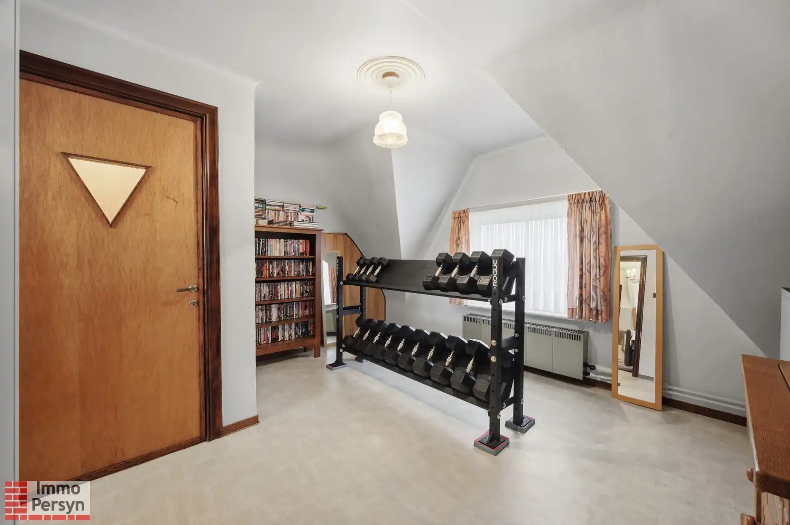 Woning met loods en aangrenzende bouwgrond te koop. 27 are foto 15