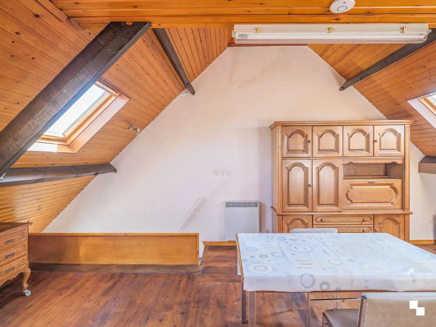 Op te frissen woning met gezellige tuin in het hart van Merelbeke foto 19