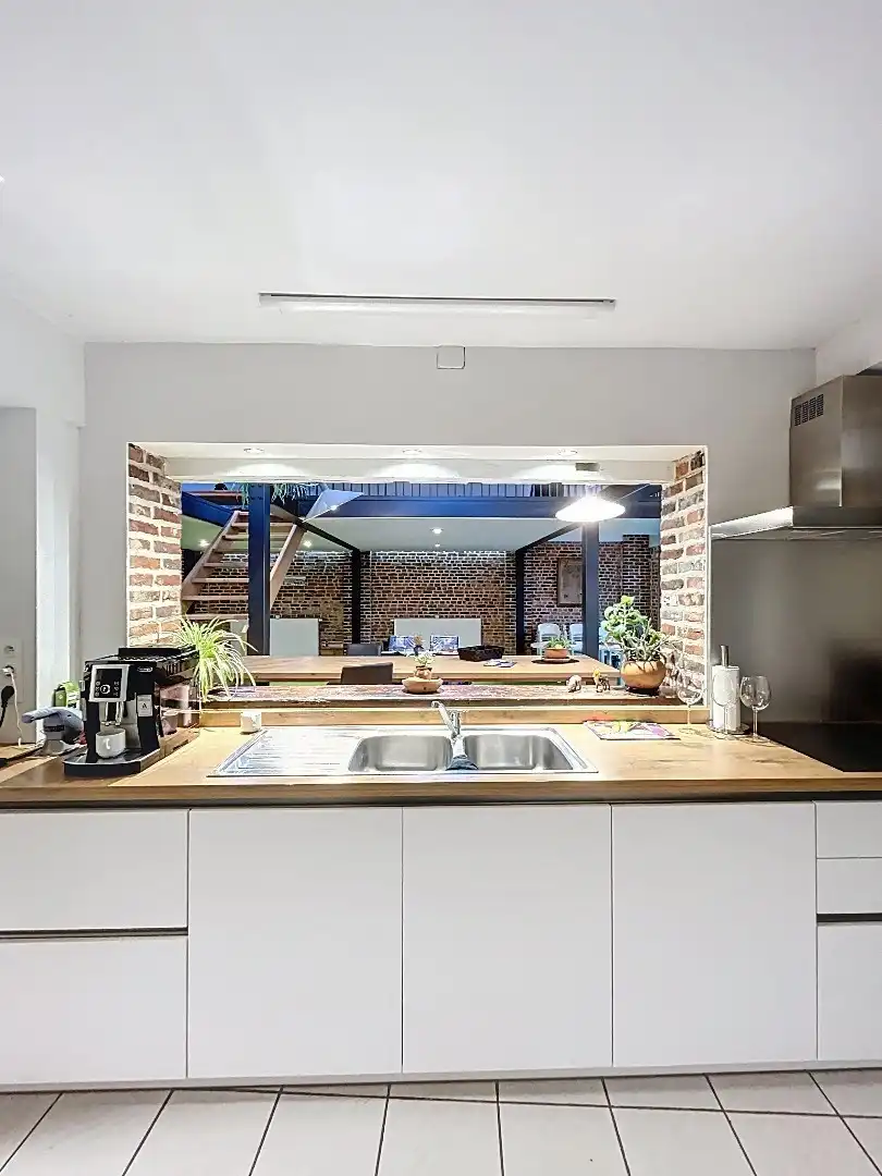 Instapklare loft met veel licht, ruimte en westgerichte tuin foto 5