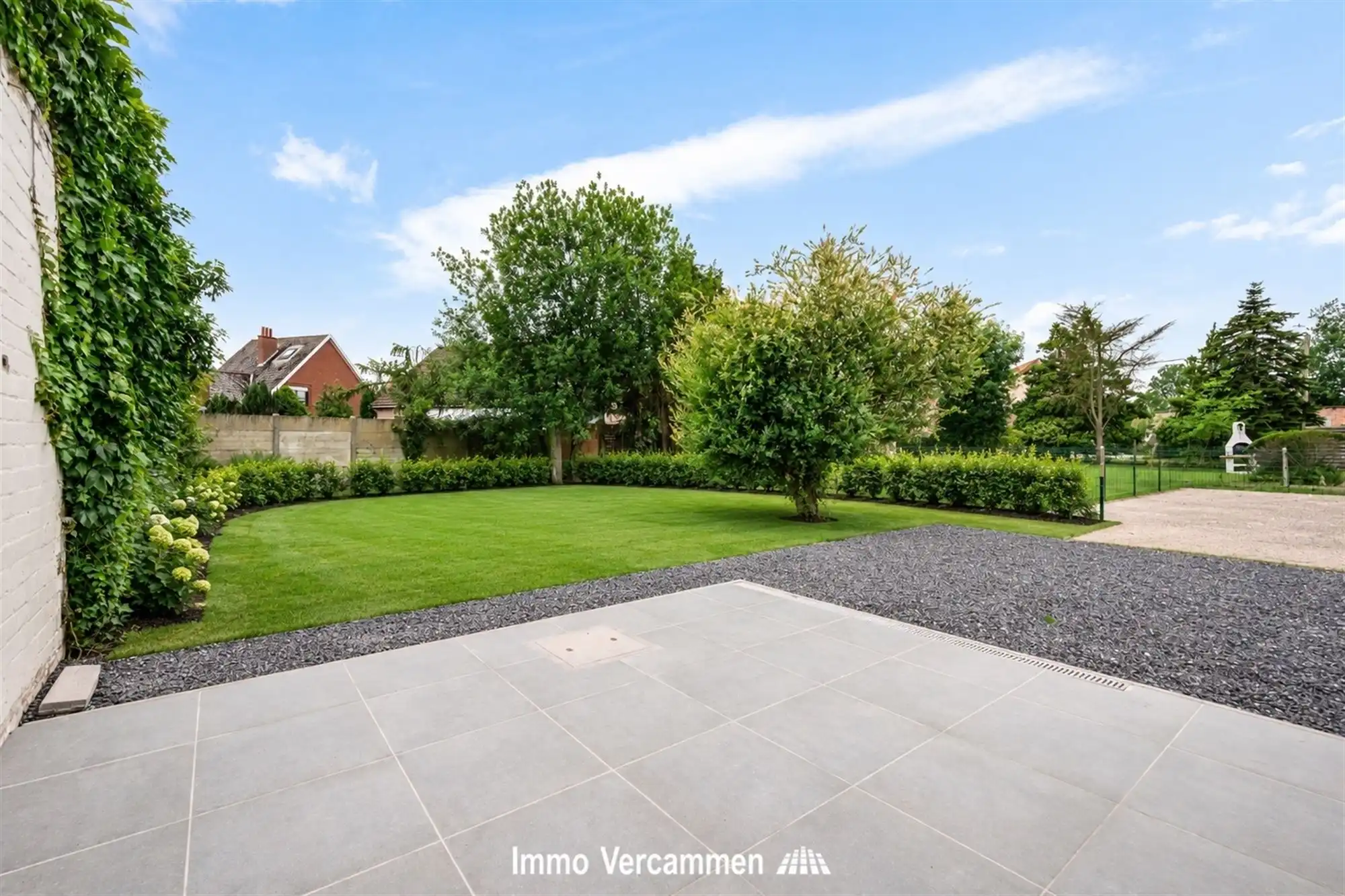 Recent gemoderniseerde, instapklare woning te Putte foto 12