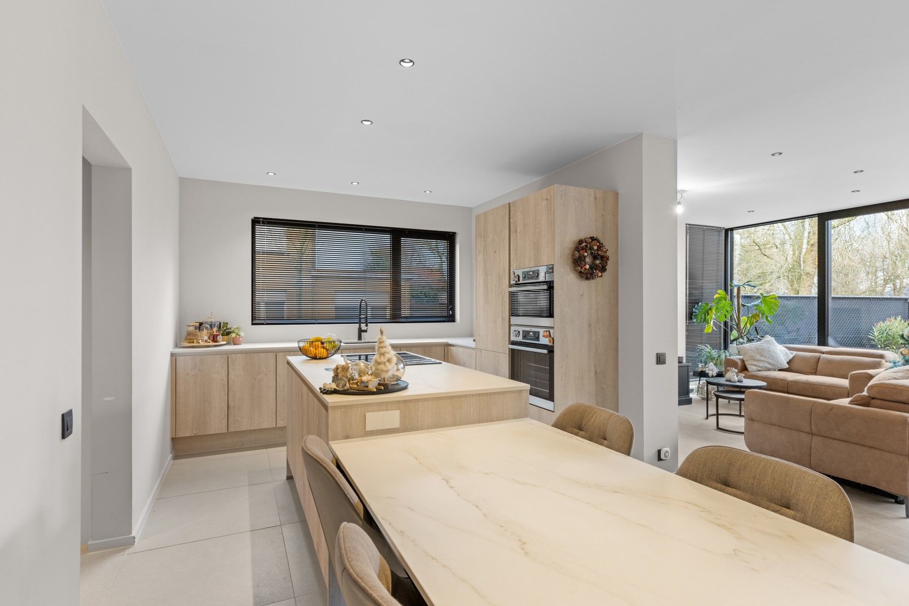  Woning met handelsruimte in het centrum van Bellem  foto 4