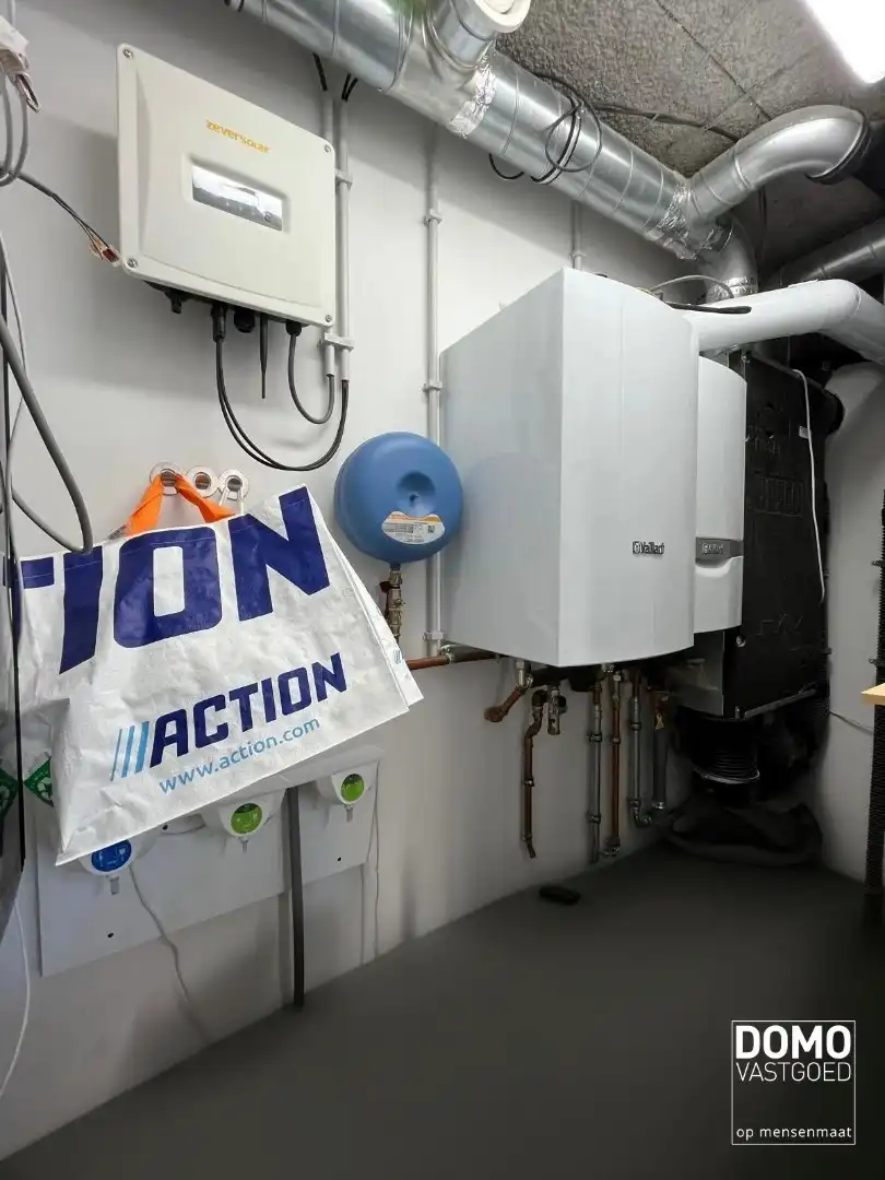 UITSTEKENDE OPBRENGSTENEIGENDOM - MODERNE COMMERCIËLE HANDELSRUIMTE MET BERGING OP TOPLOCATIE NABIJ HASSELT CENTRUM VANAF 295.000 EURO foto 15