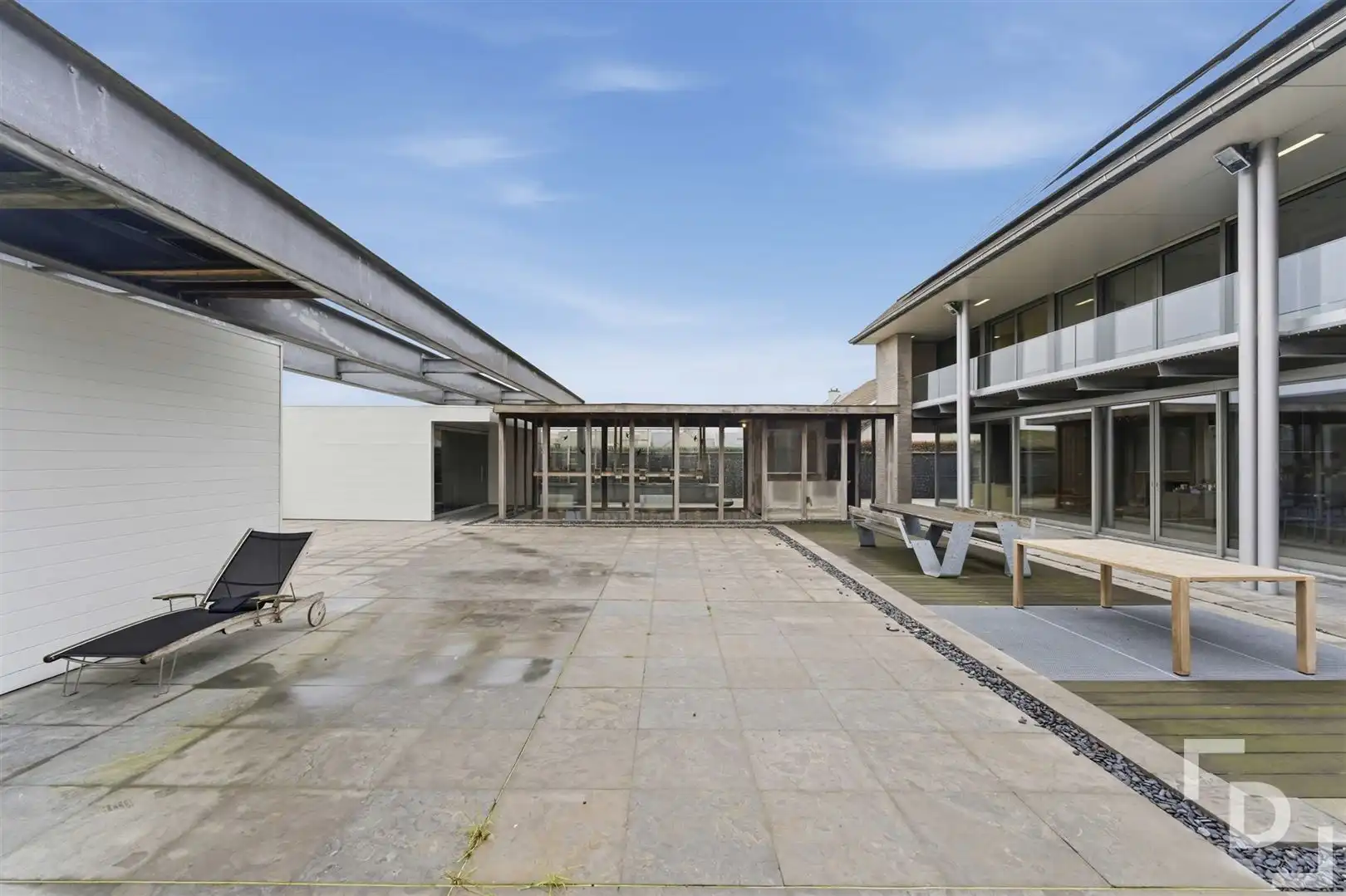 Luxueuze en energiezuinige villa met hoogwaardige afwerking foto 35