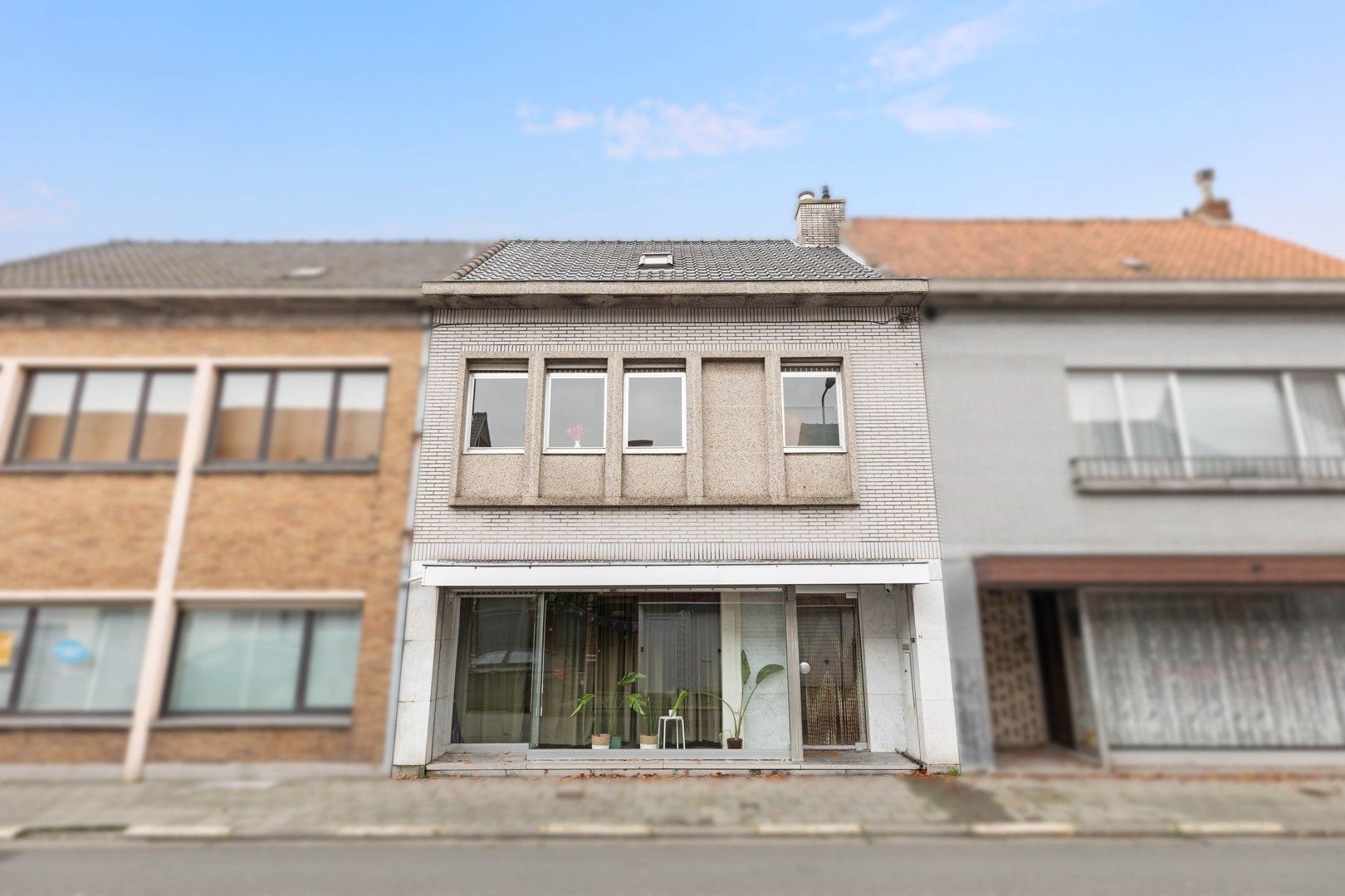 Ruime woning met handelsruimte in het hart van Zelzate foto 17