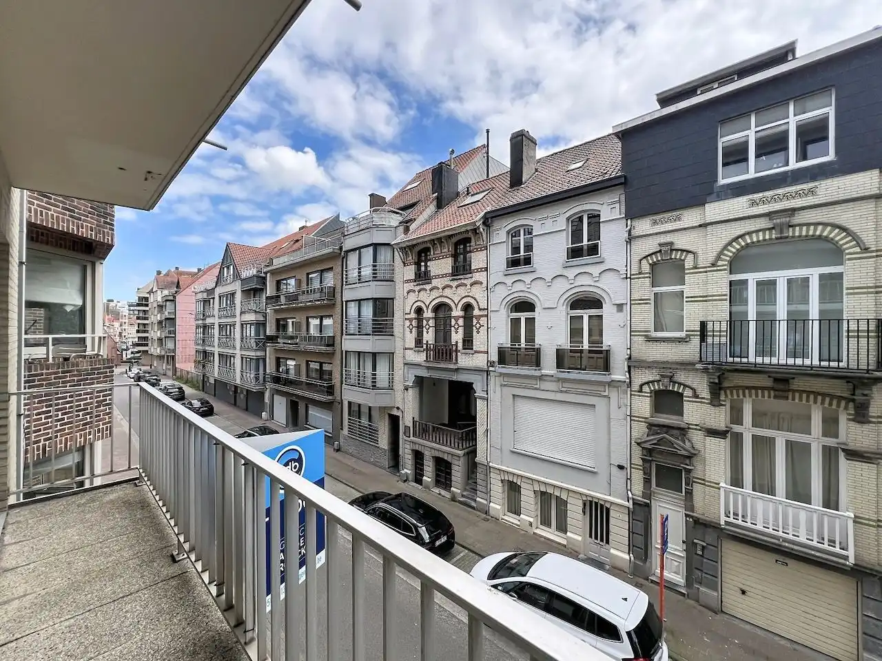 Perfect onderhouden appartement met zuidgericht terras in de O.L.Vrouwstraat ter hoogte van het Heldenplein foto 9