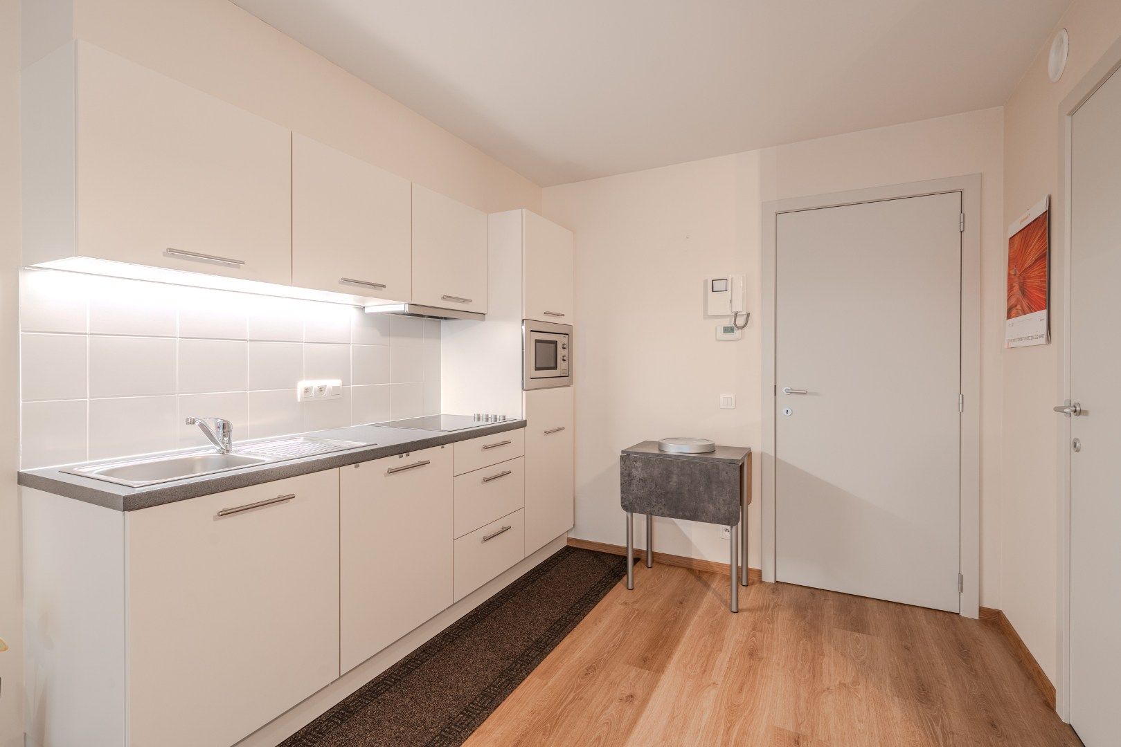 Instapklare gelijkvloerse studio nabij zee foto 5