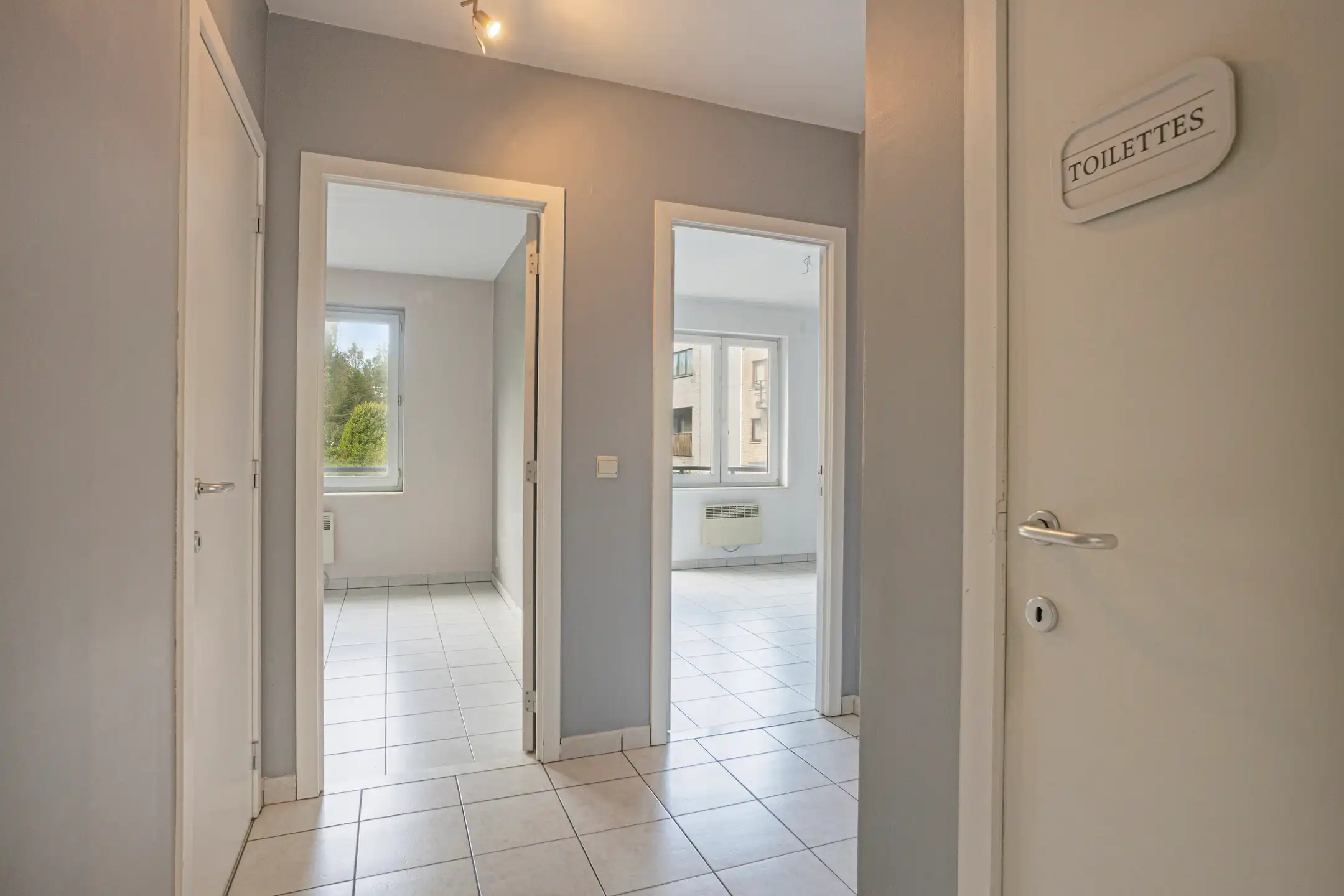 Instapklaar appartement met 2 slaapkamers en 2 terrassen foto 7