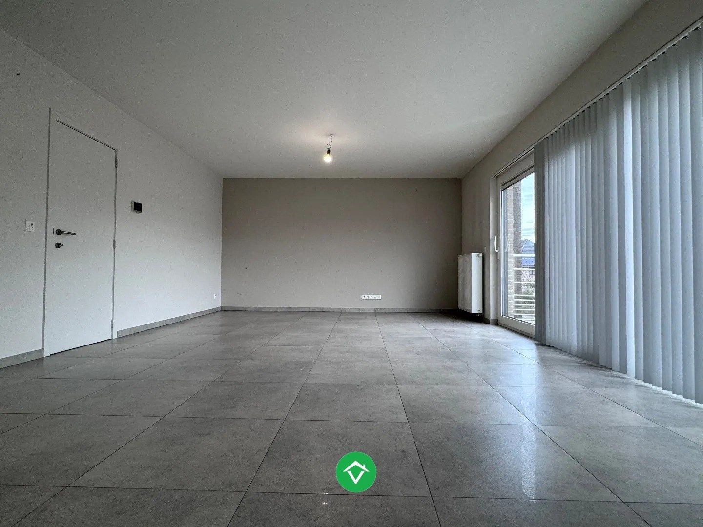 Appartement met 2 slaapkamers en zeer groot terras te Koekelare foto 3