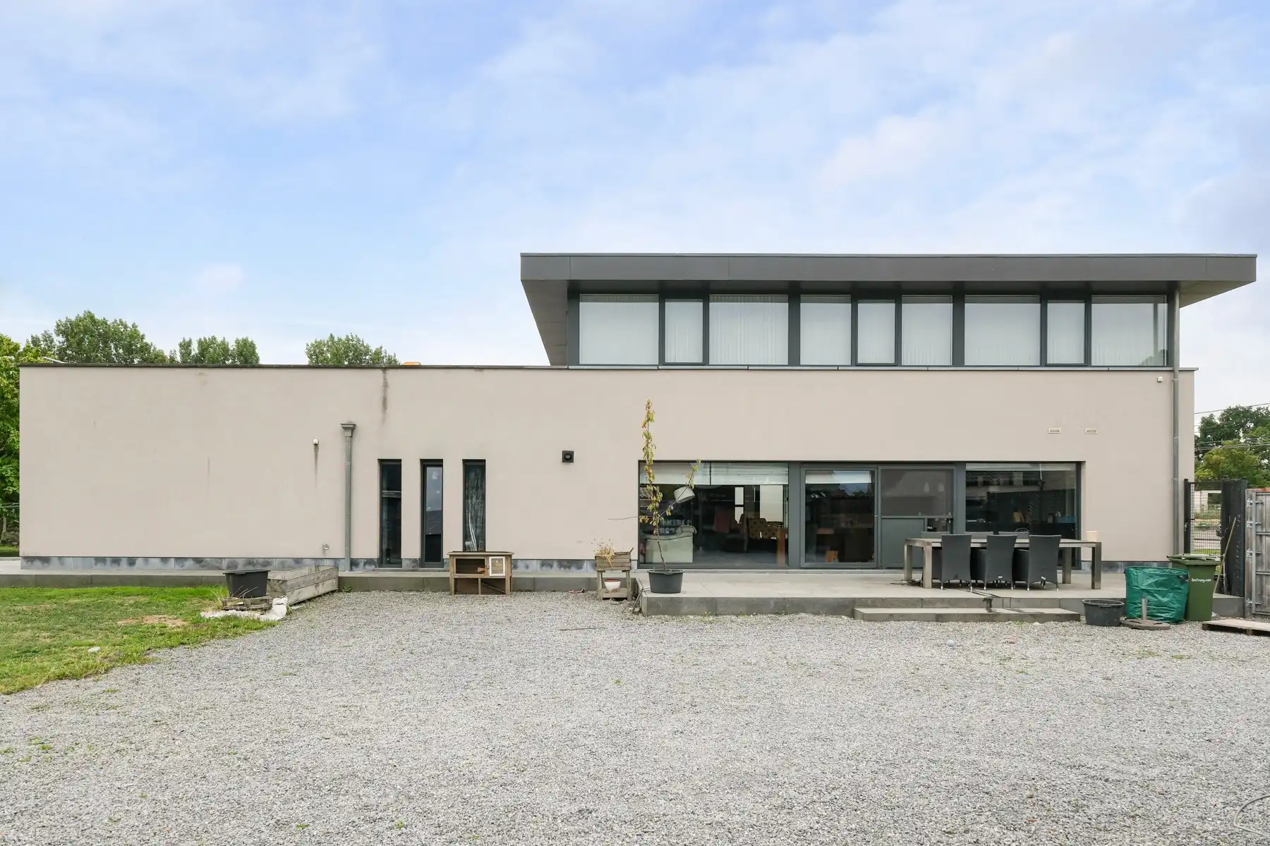 Riant gelijkvloers appartement met tuin op een boogscheut van Hasselt! foto 3