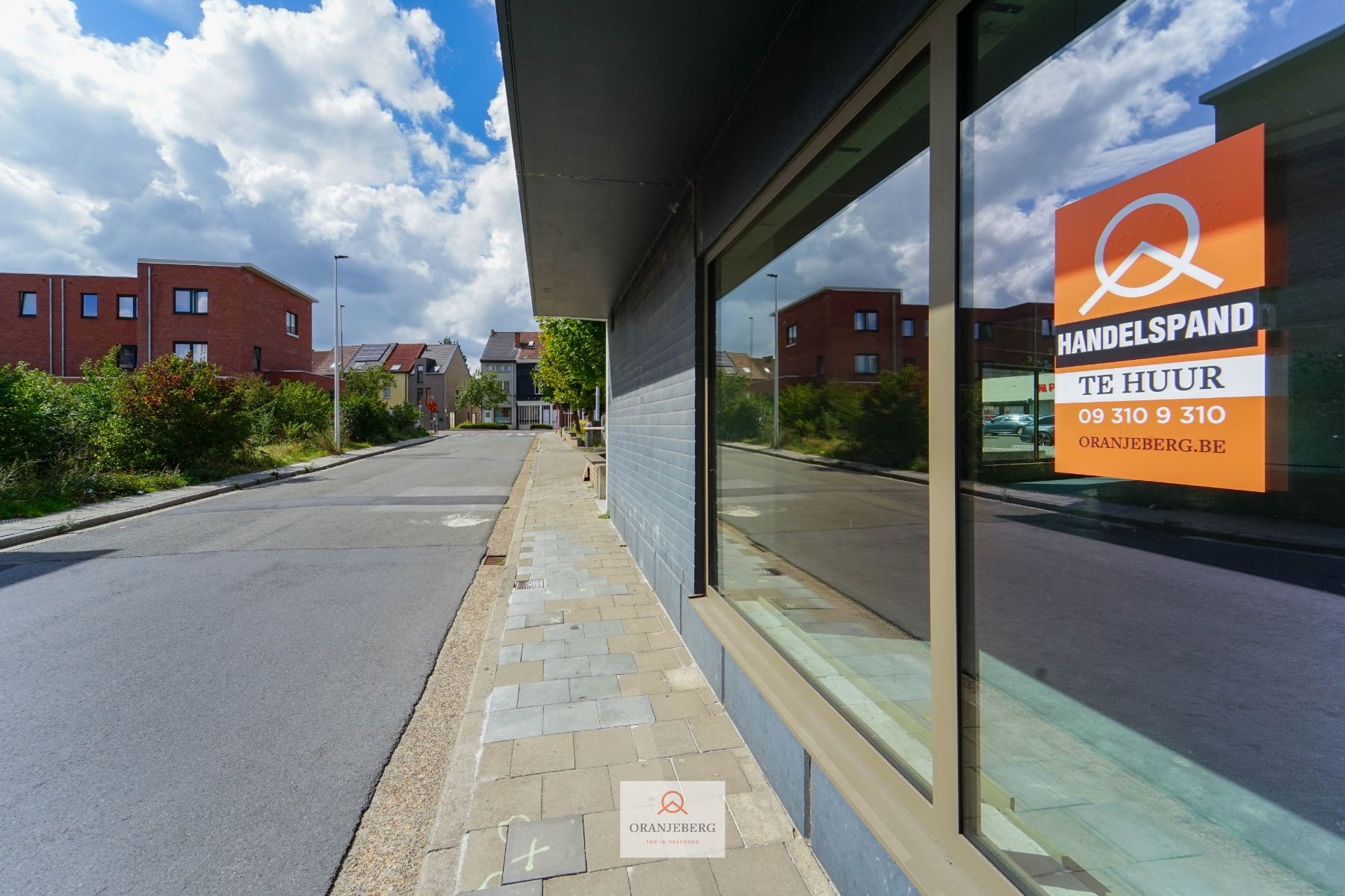 Winkelruimte te huur op goede locatie foto 10