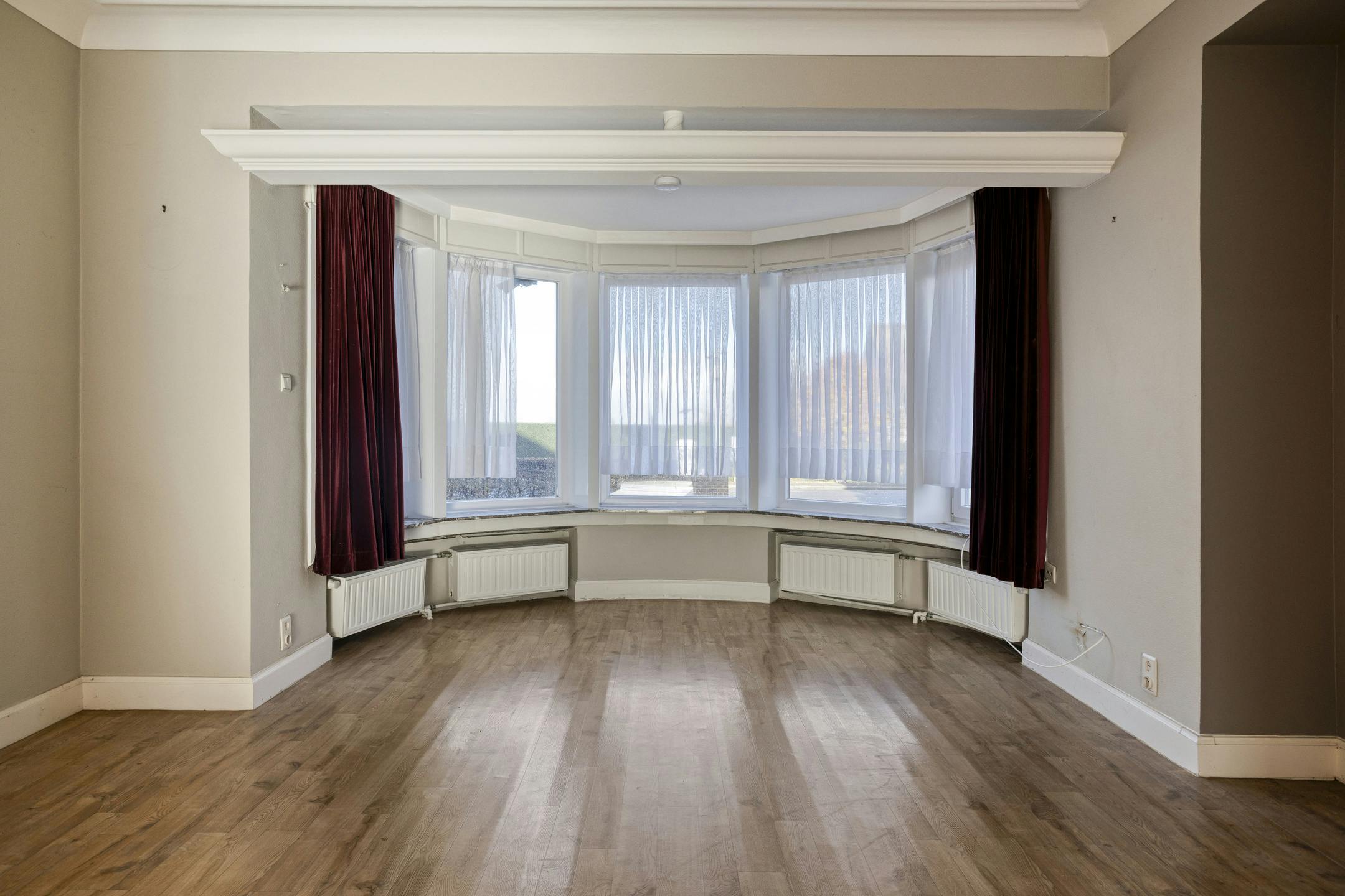 Ruime woning met loods op 2.127m² te Lo-Reninge. foto 15