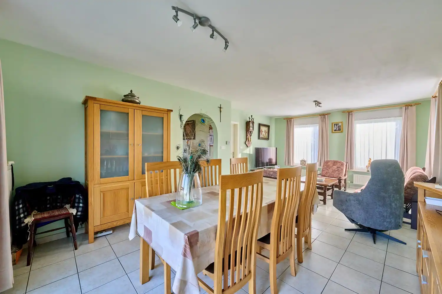 Charmante landelijk gelegen eengezinswoning volledig onderkeldert en ruime vrijstaande garage foto 7