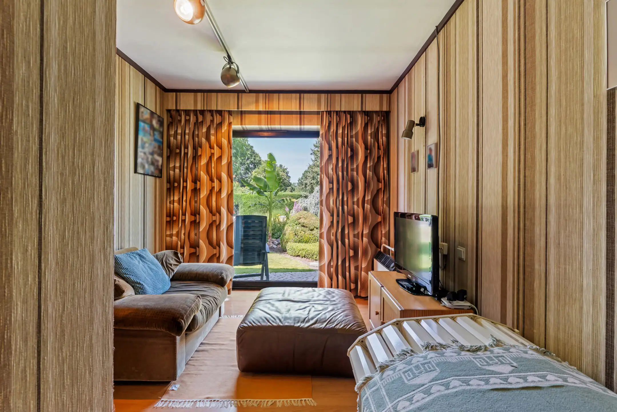 Verrassend eigentijdse woning inclusief bouwgrond foto 21
