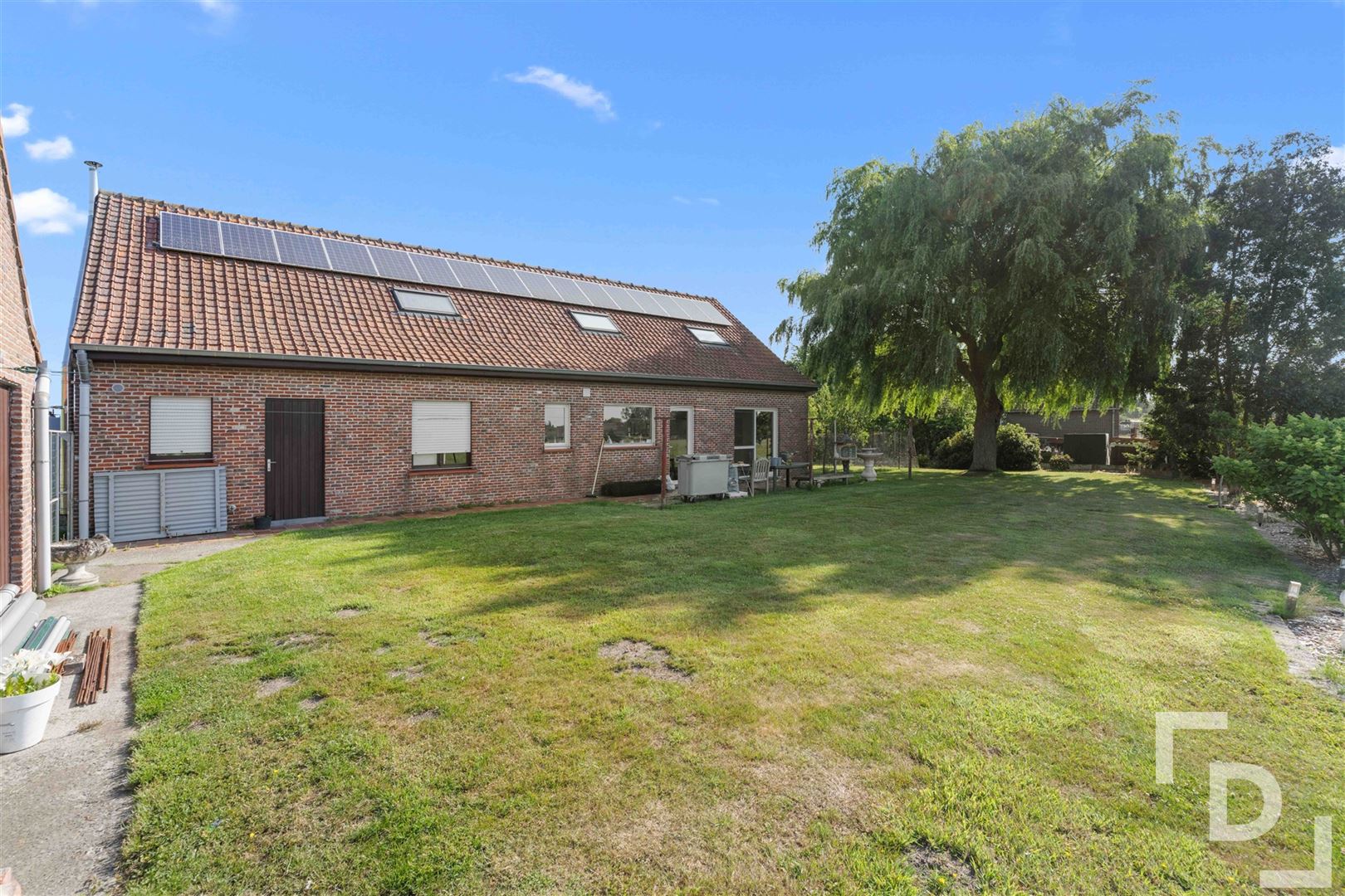 Landelijke alleenstaande woning met verzicht te koop in Houthulst! foto 25