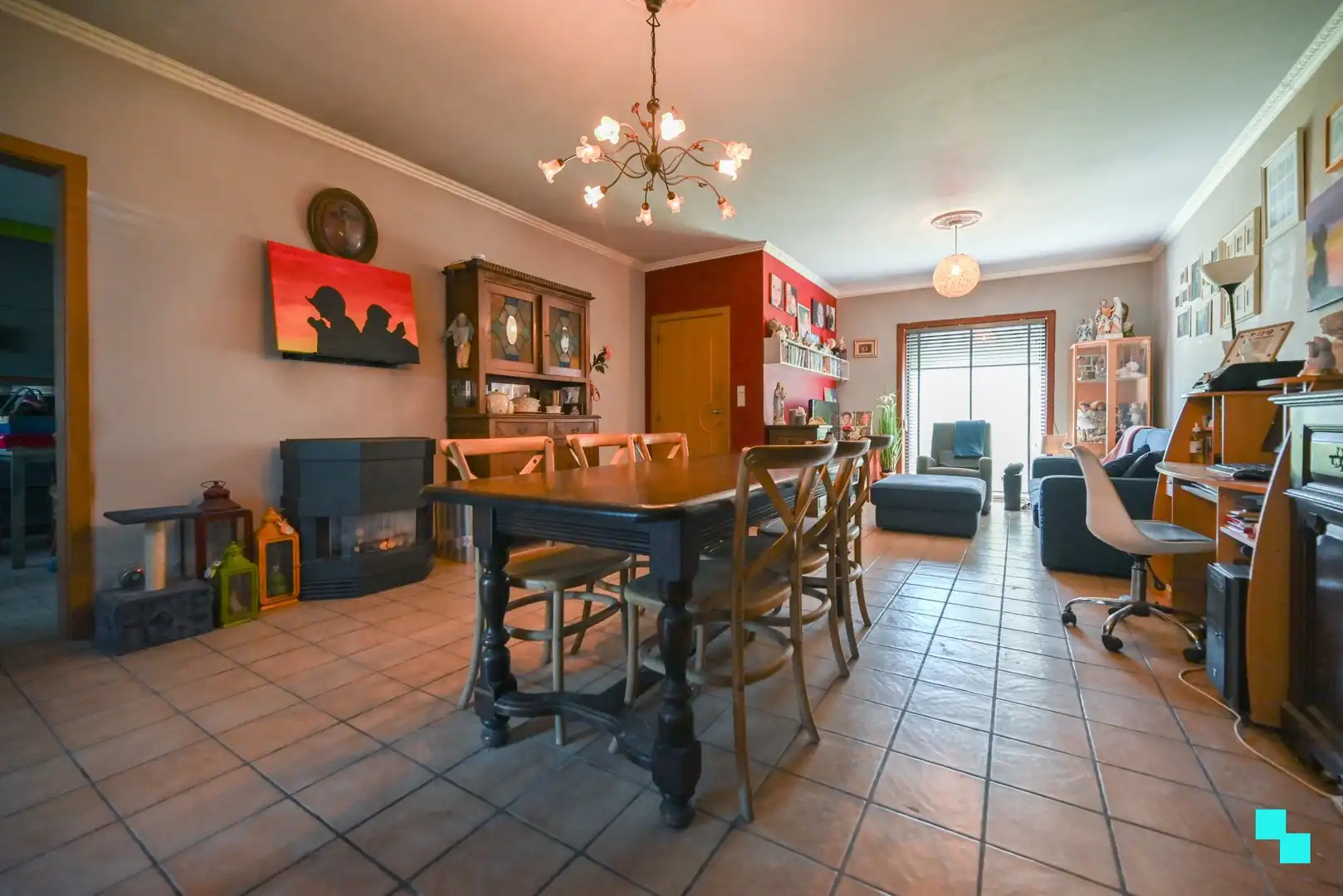 Te renoveren eengezinswoning met vier slaapkamers en ruime tuin foto 8