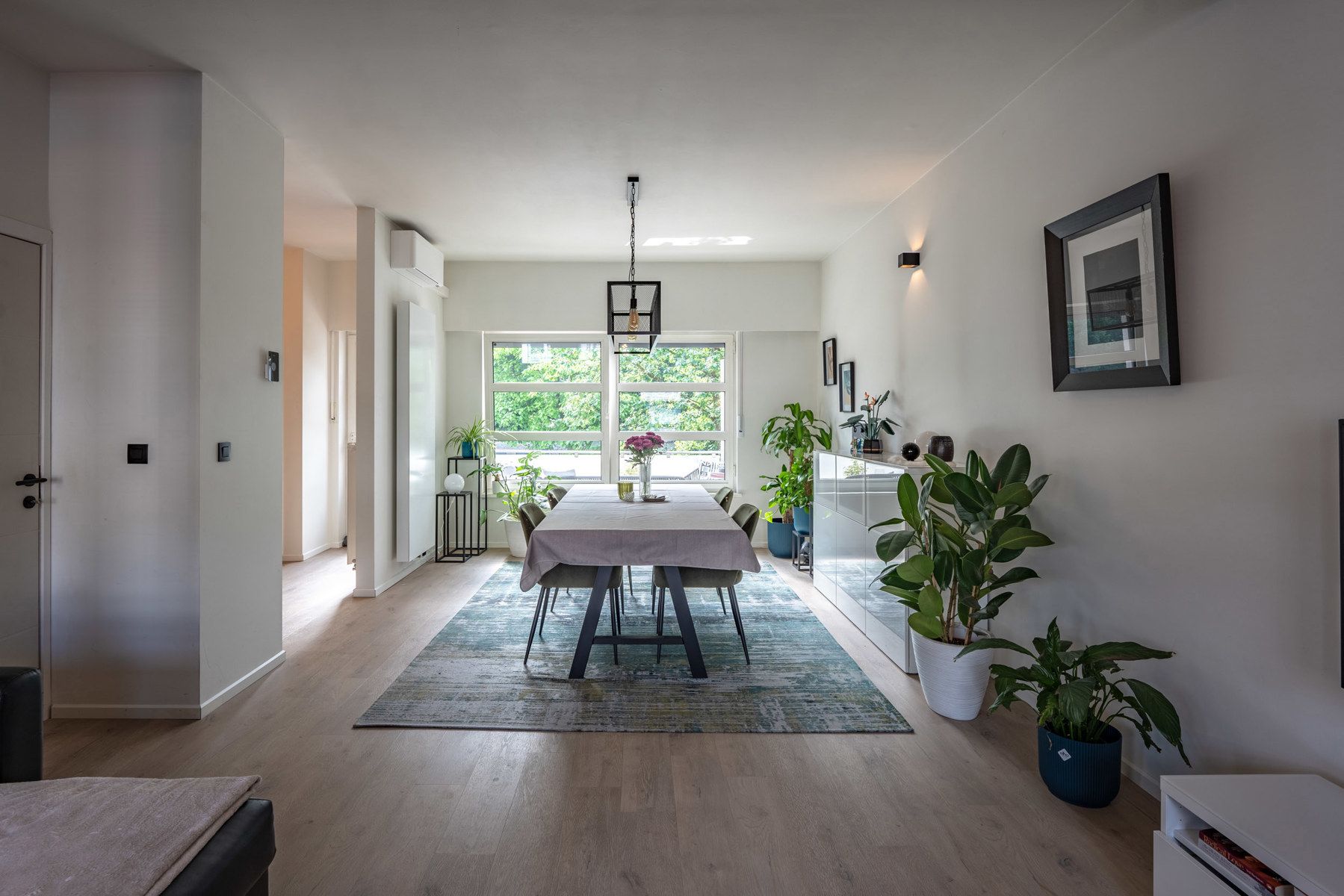 Instapklare bel-etagewoning met 2 slaapkamers, tuin en garagebox! foto 5