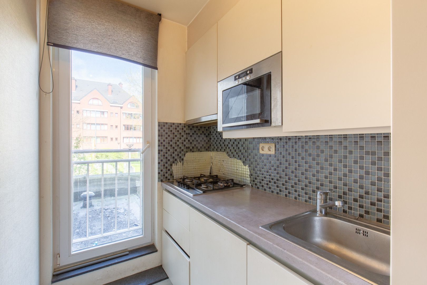 Instapklaar appartement in hartje Sint-Andrieswijk foto 6