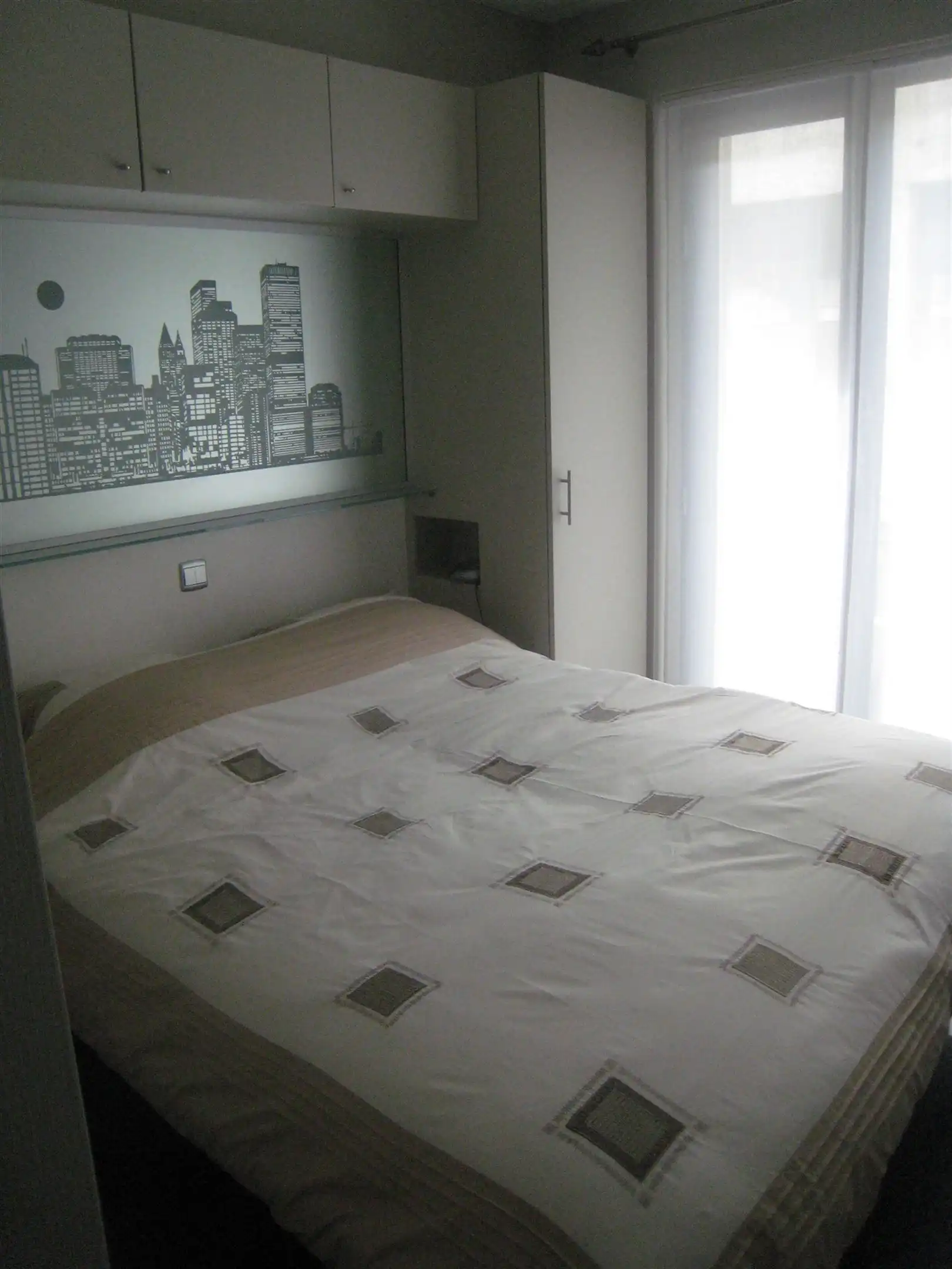 Gemeubeld appartement met 1 slaapkamer en terras foto 10