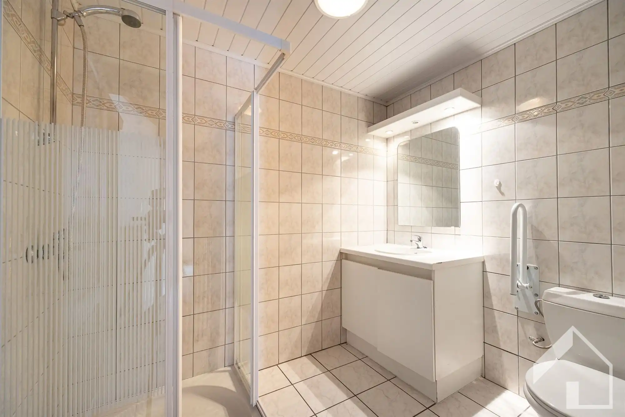 Op te frissen woning op top locatie! foto 12