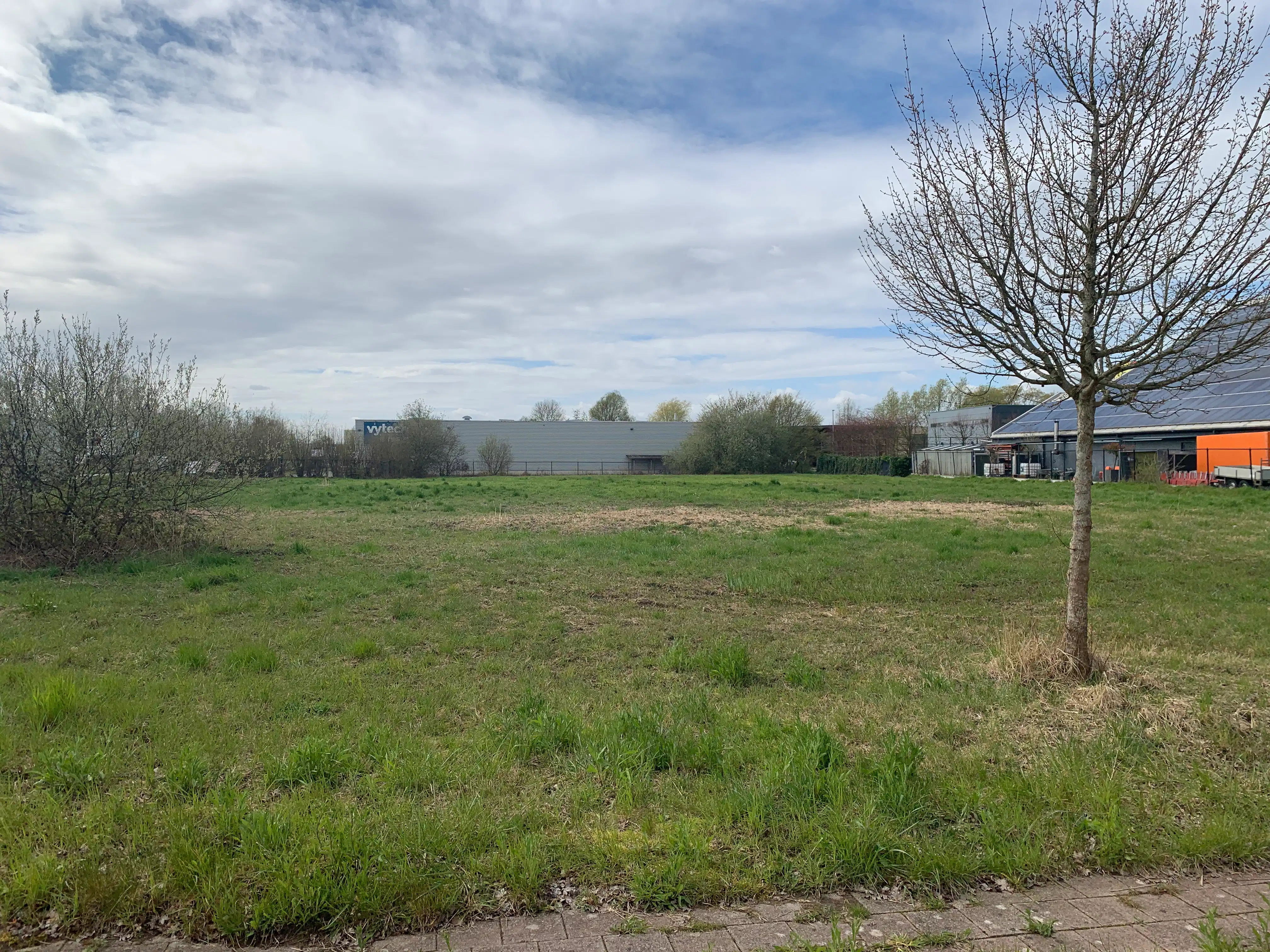 Perceel nijverheidsgrond op KMO-zone Itterbeek te Duffel foto {{pictureIndex}}