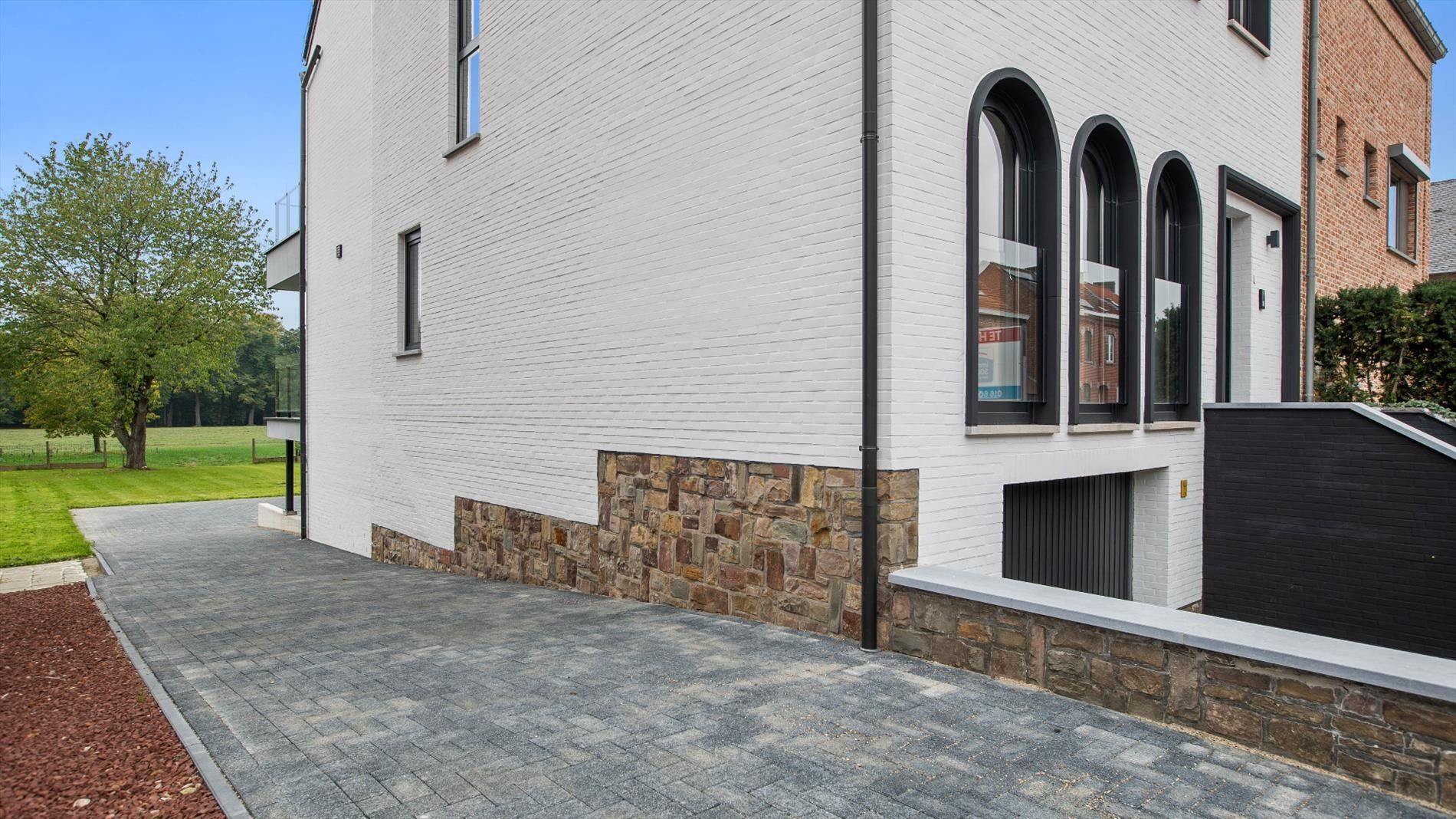 LINDEN appartement 1 slk + groot terras foto 14