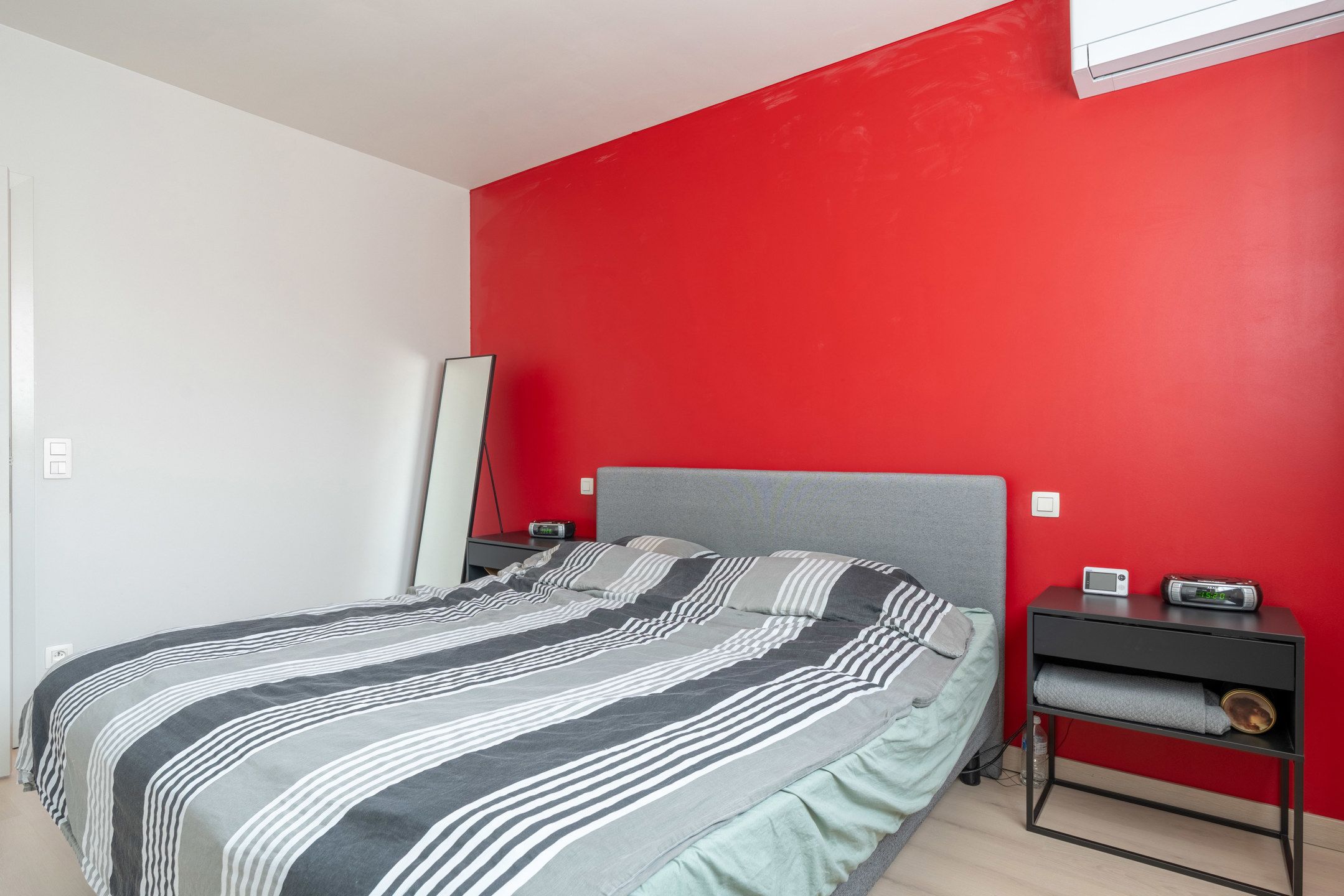 Volledig vernieuwde  woning met garage op rustige ligging  foto 20