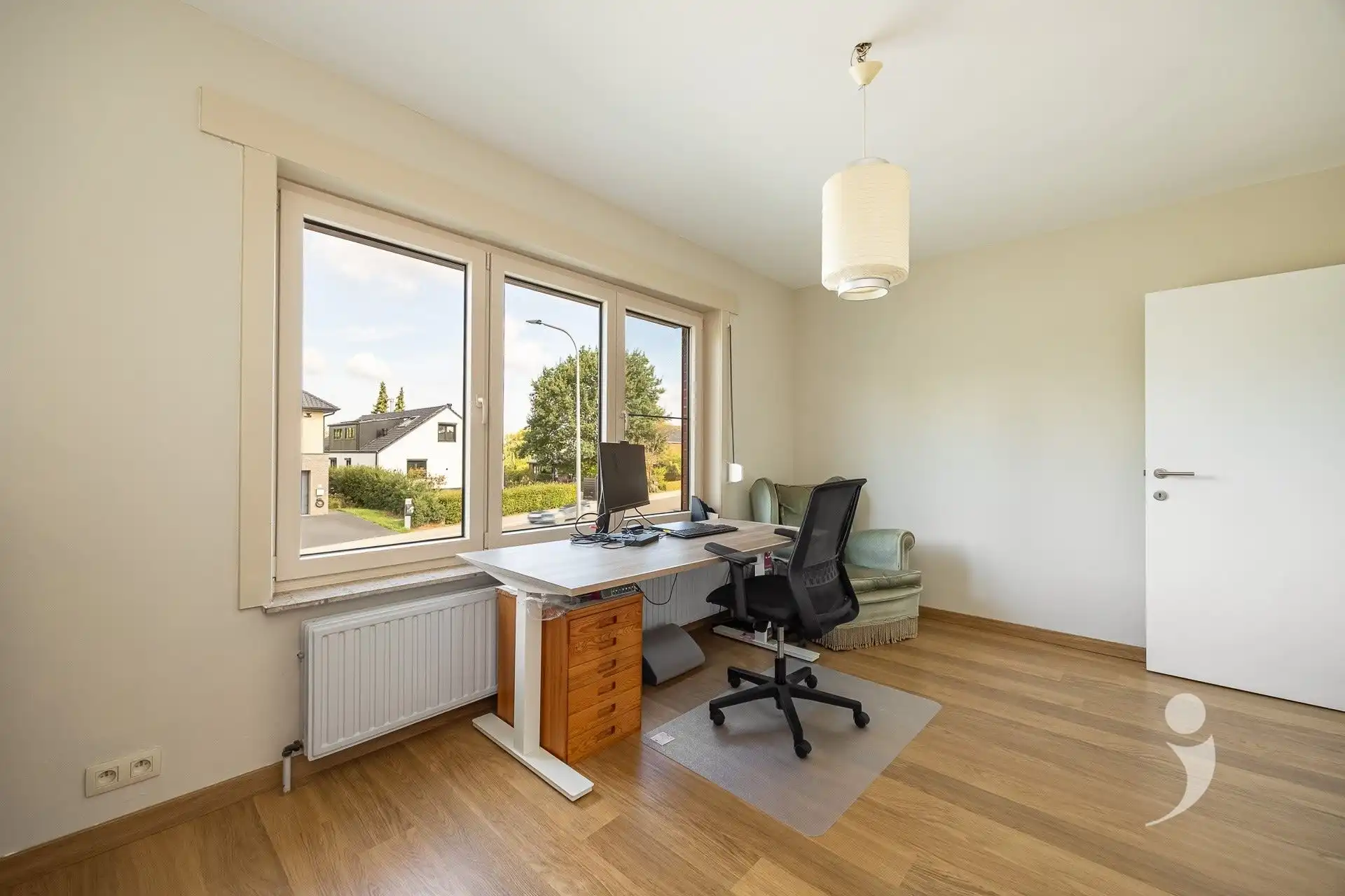 Gerenoveerde woning met prachtig zicht over de velden foto 14