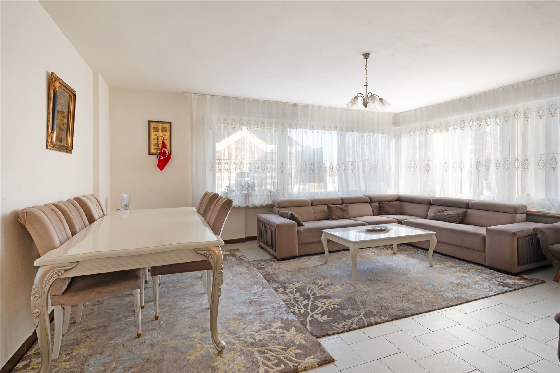 Instapklaar appartement nabij het centrum van Oudenaarde! foto 3