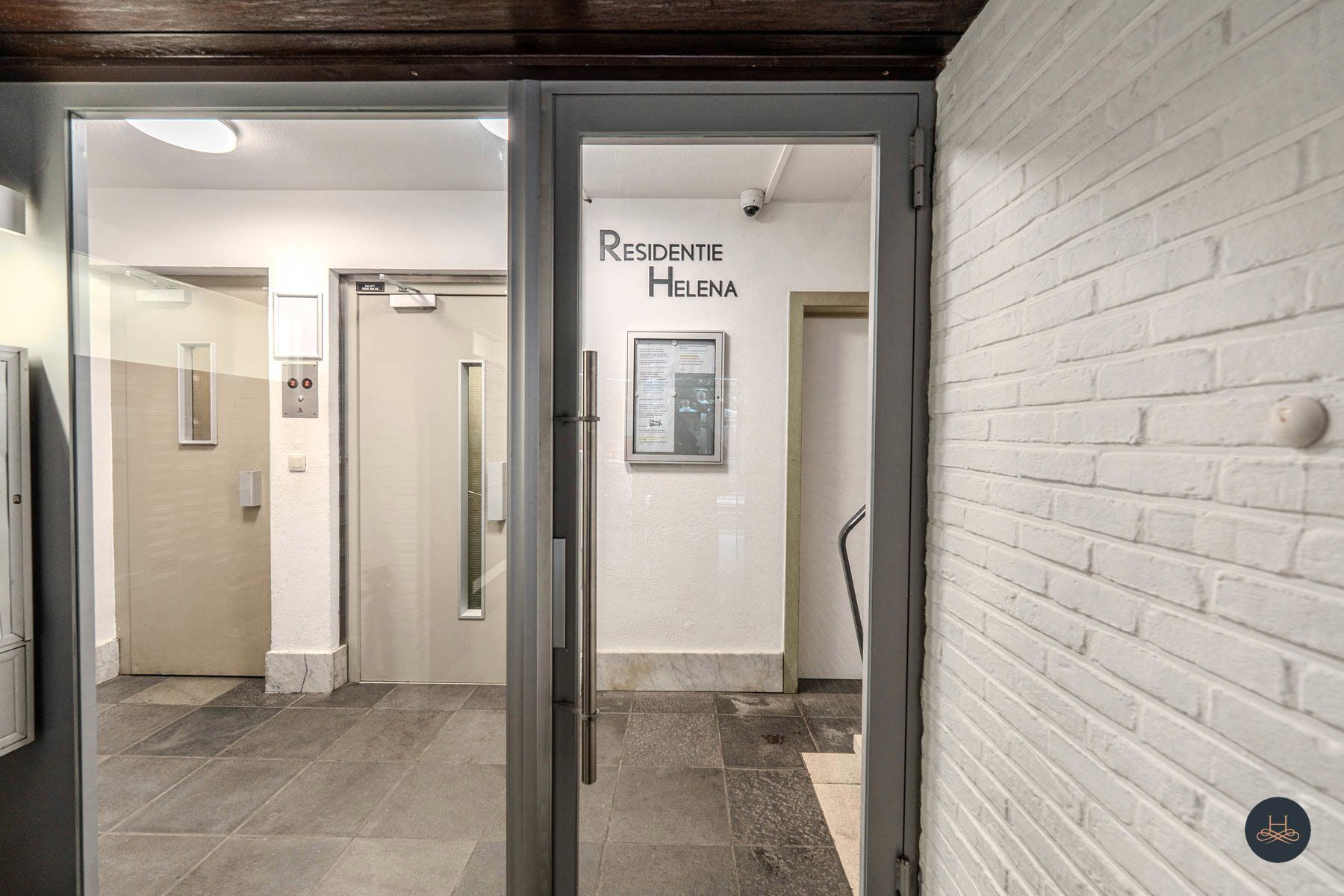 Unieke investeringskans in Antwerpen  met stabiele huurder  foto 3