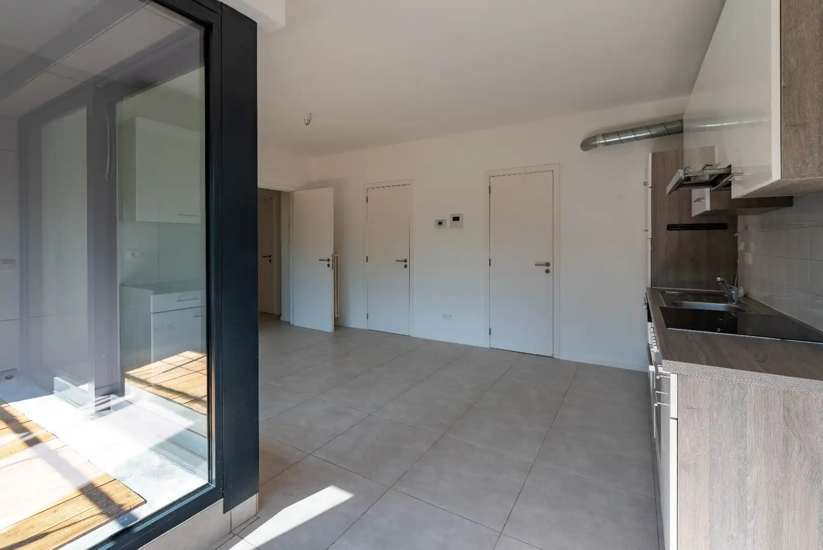 Gerenoveerd 1-slaapkamer appartement foto 5