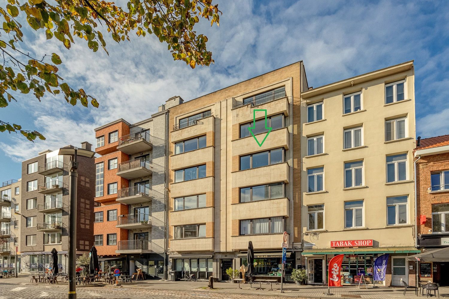 Totaalgerenoveerd appartement aan de Vogelenmarkt (90m²) in mooi Art-décogebouw te hartje Antwerpen foto 3