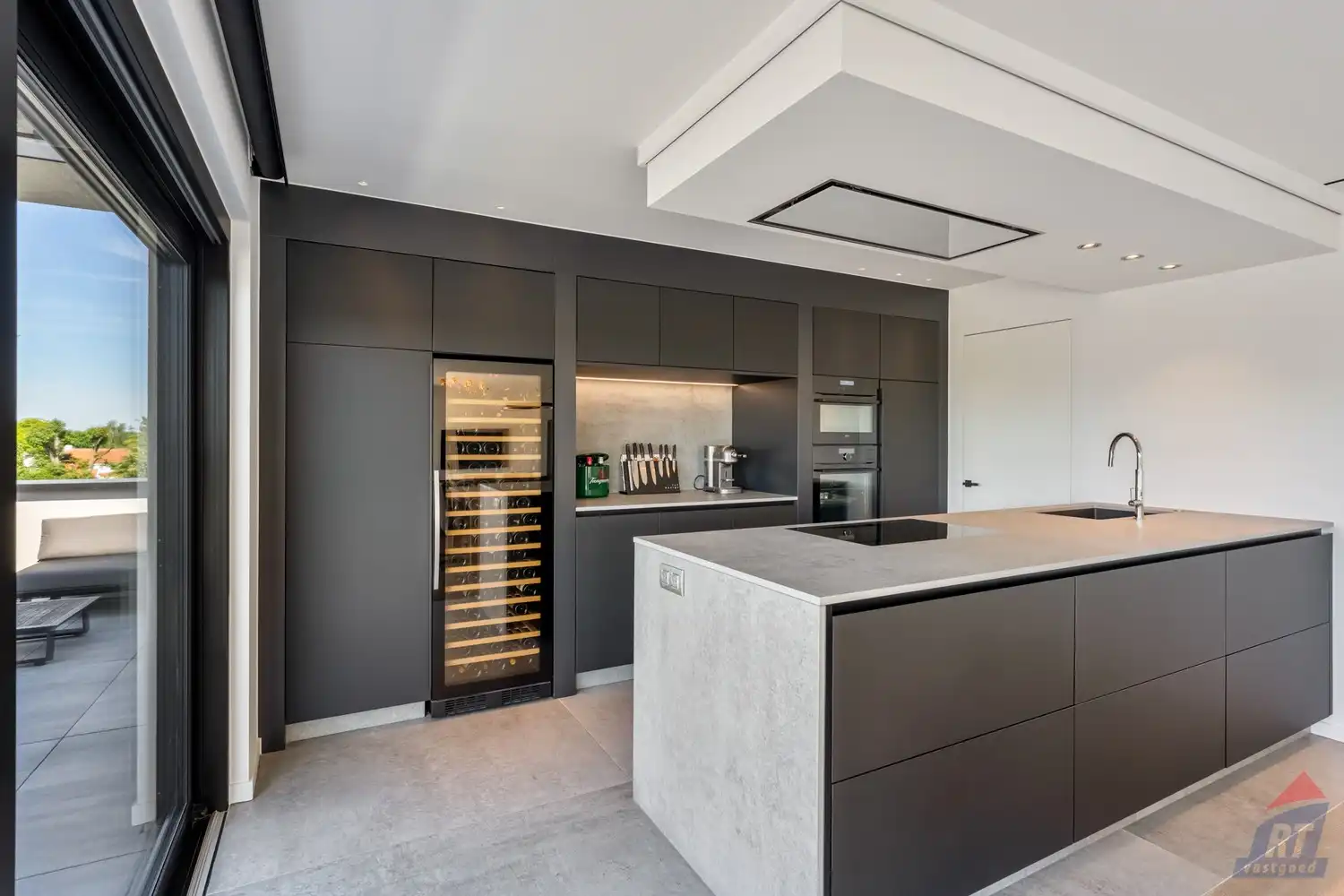 Exclusief penthouse met een indrukwekkend zonneterras van ruim 134 m² in Sint-Truiden foto 8