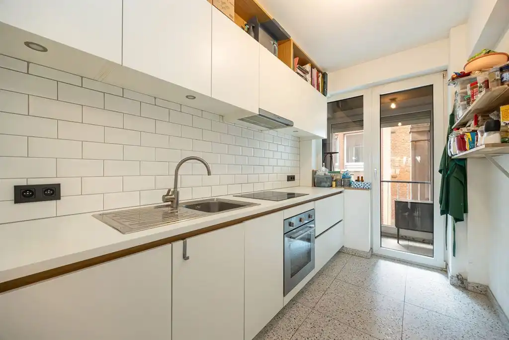 Ruim appartement met zonnig terras foto 5