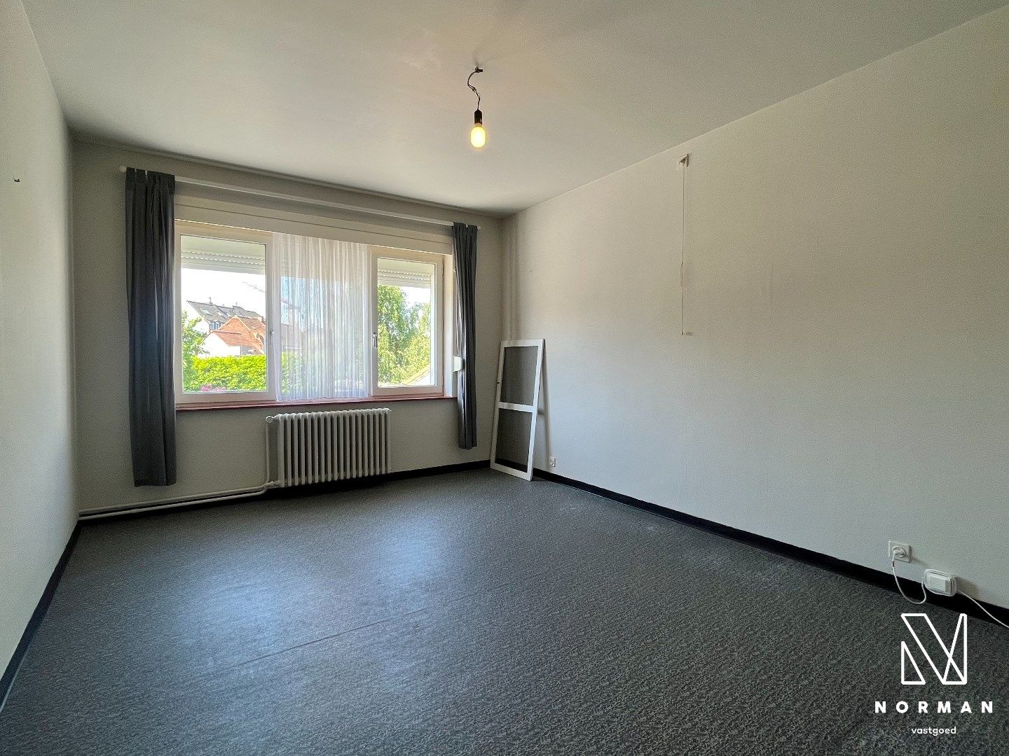 Ruime woning met 5 slks, garage in het centrum van Kuurne foto 10