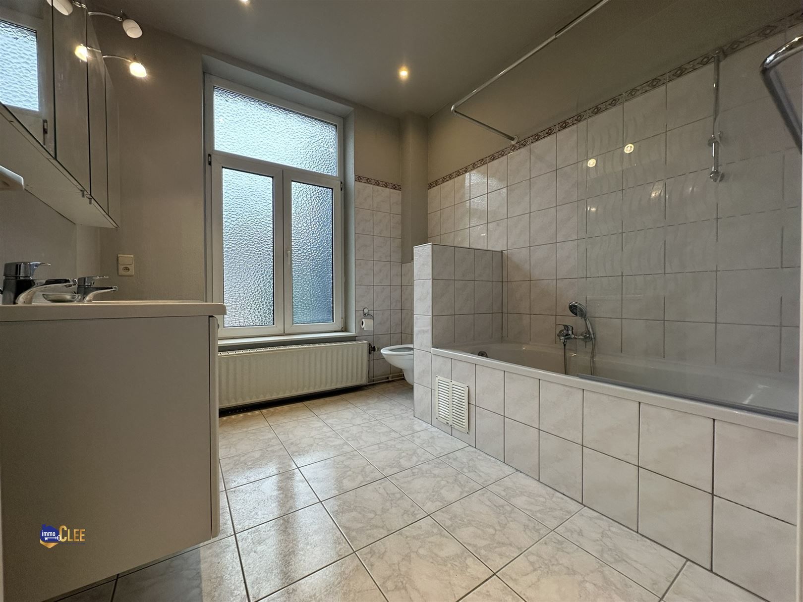 Ruime stadswoning met 3 slpks en koer foto 11