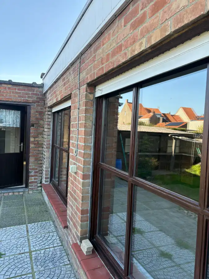drie slaapkamer ééngezinswoning met garage en tuin foto 27