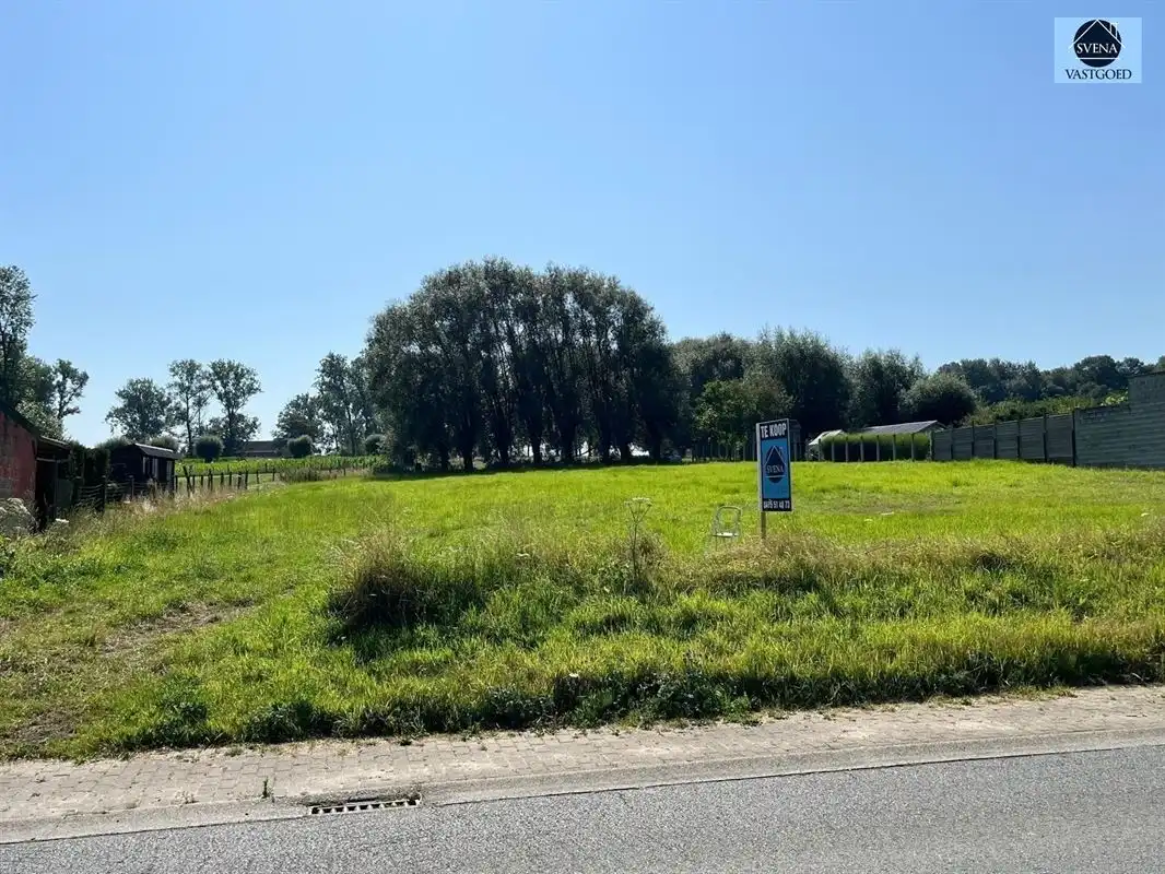 PERCEEL GROND MET EEN OPPERVLAKTE 14 ARE 61 CA foto 2