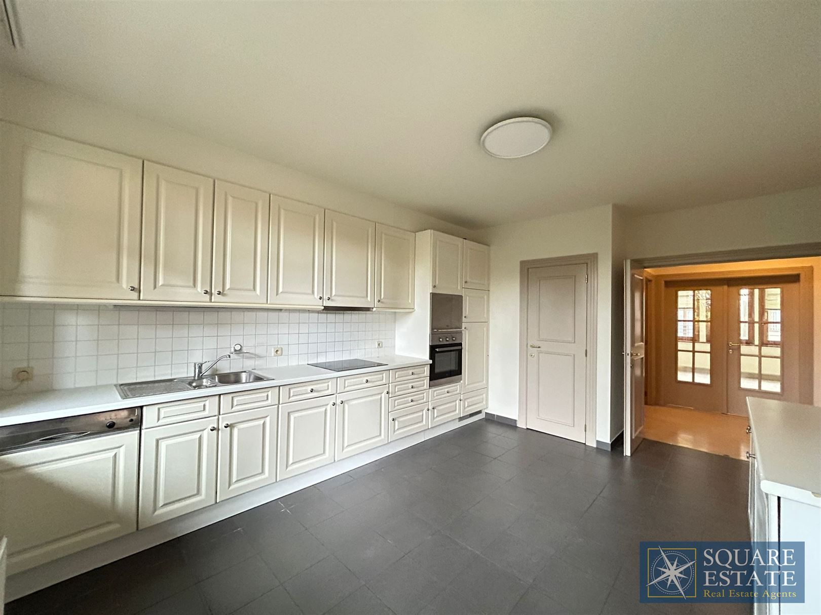 Prachtig appartement met terras aan de Markt foto 4