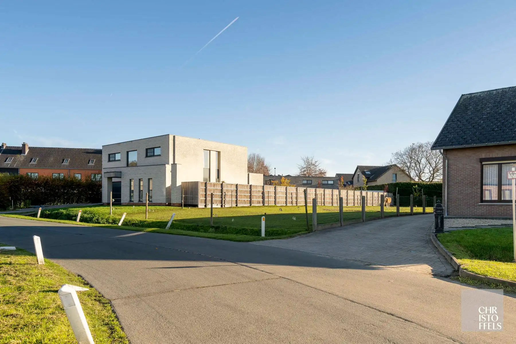 Bouwperceel van 10a 03ca voor open bebouwing op een gunstige locatie!  foto 2