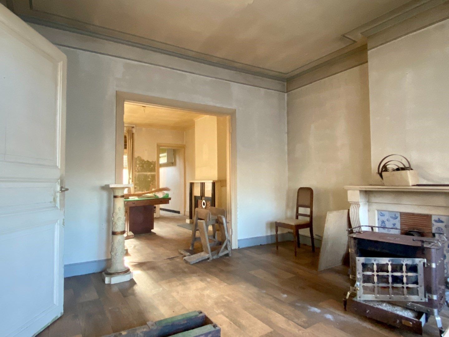 Renovatiewoning met veel mogelijkheden in centrum Kuurne foto 2