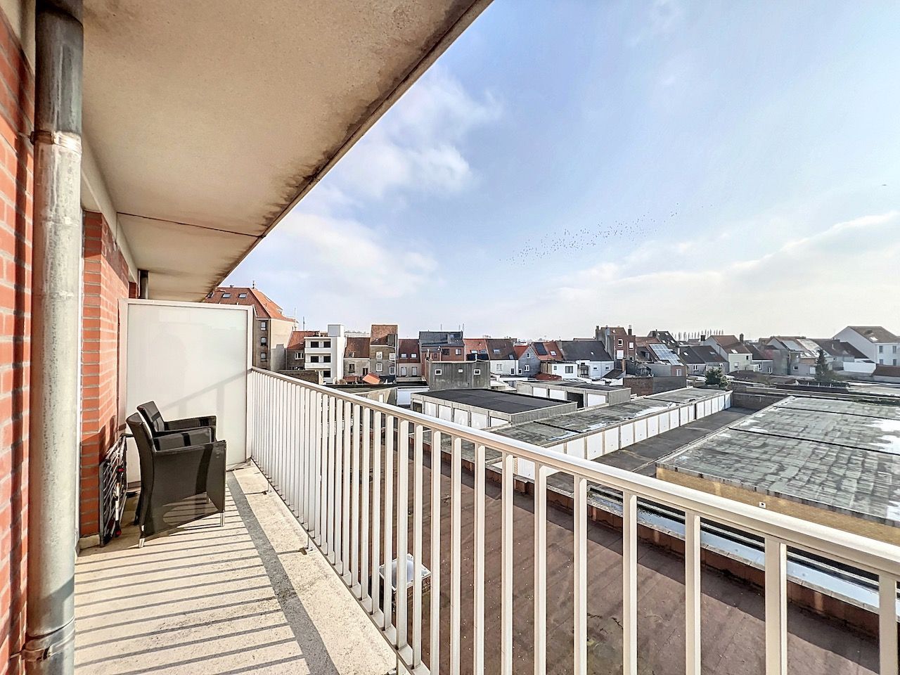 Lichtrijk appartement met weids uitzicht aan de Knokkestraat foto 16